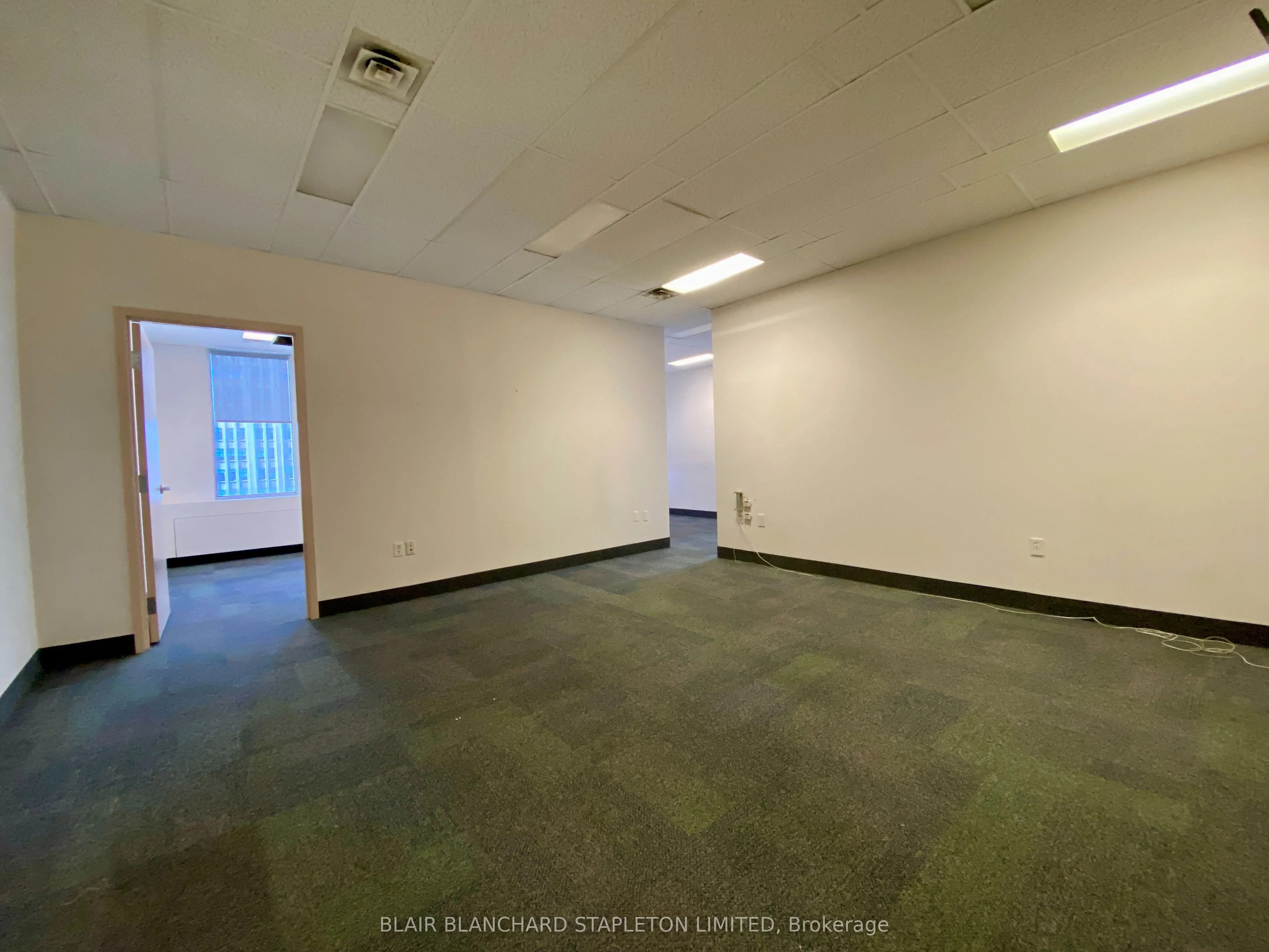 20 Hughson Street S, #909