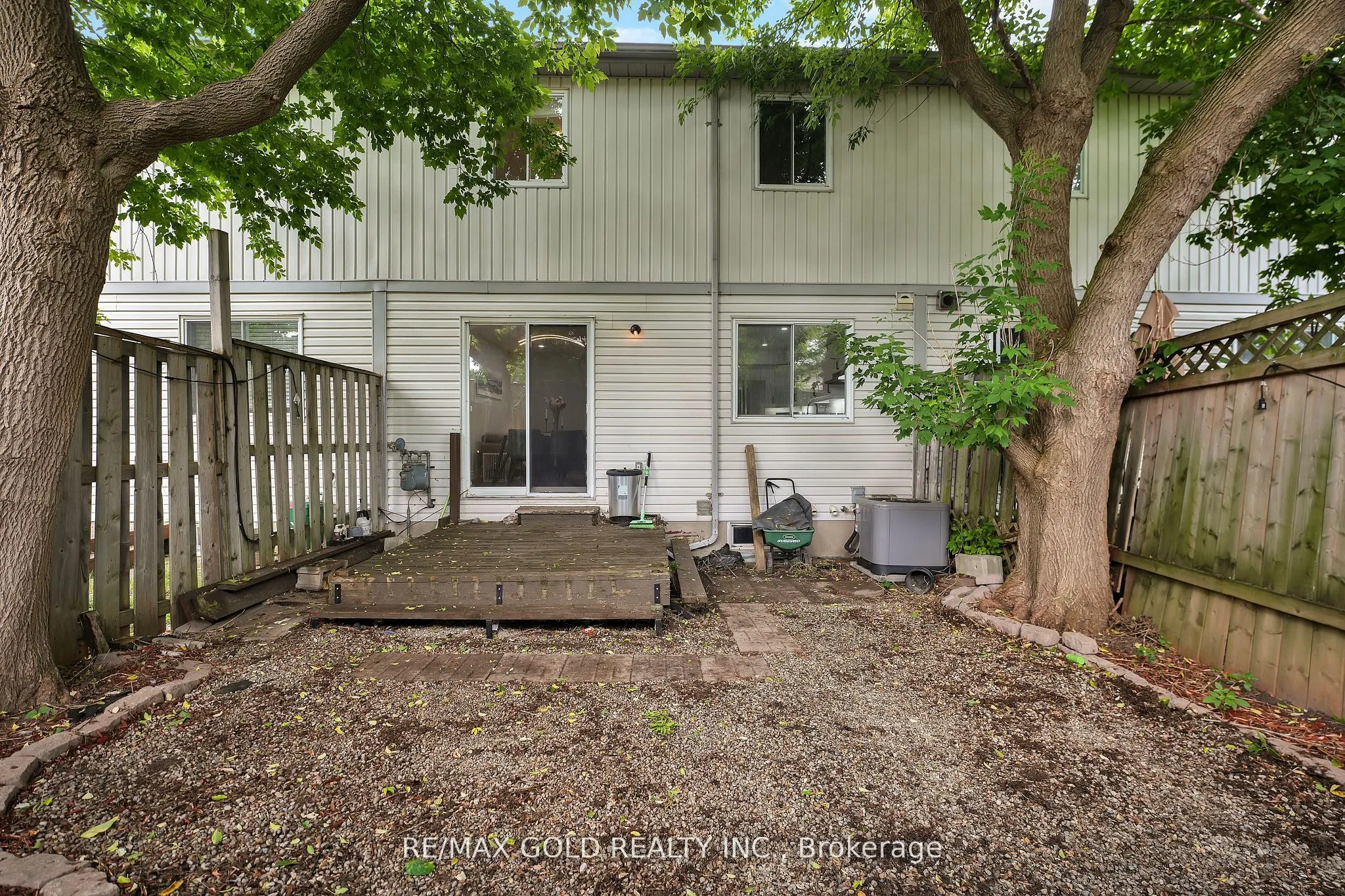 90 Mooregate Crescent, #34