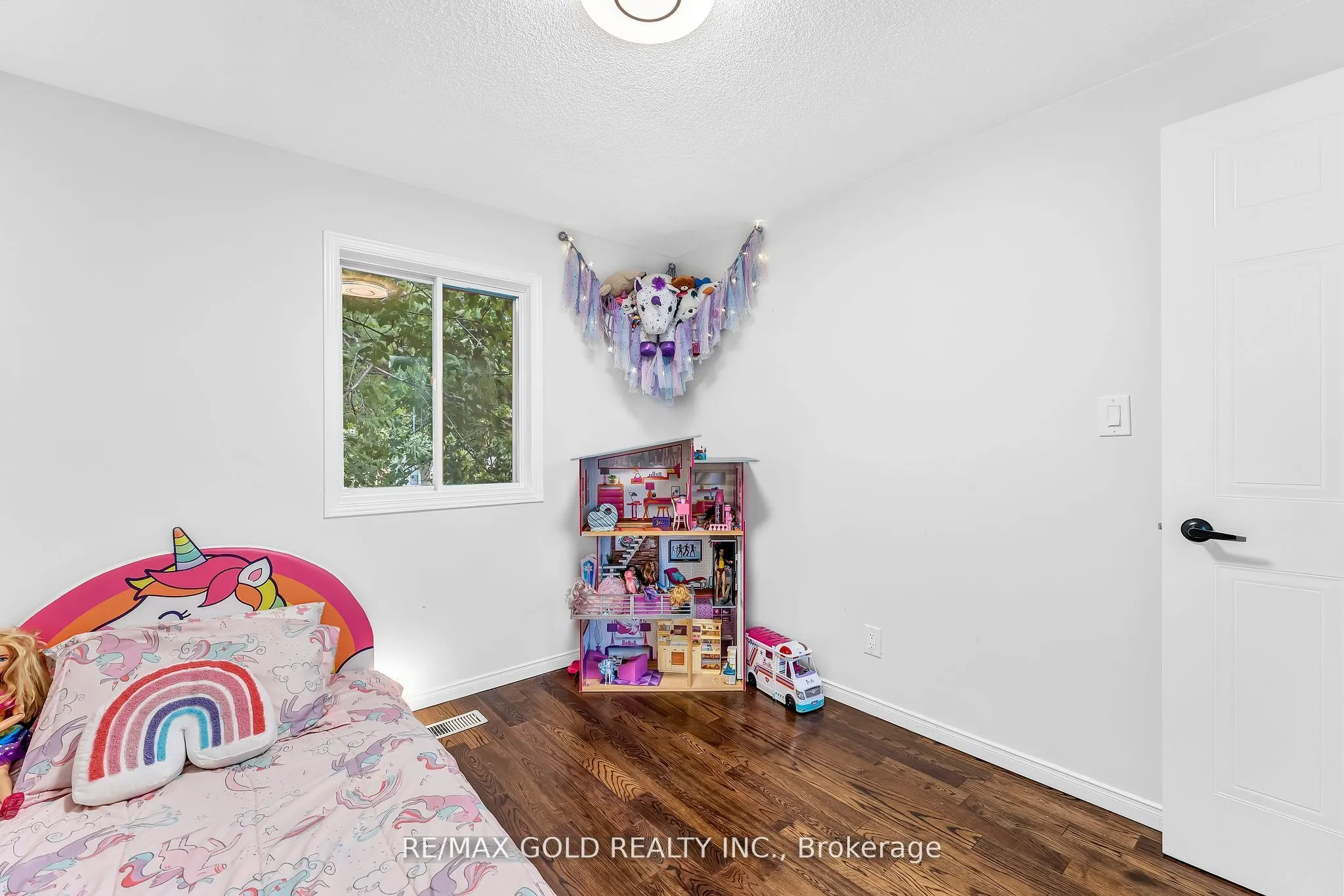 90 Mooregate Crescent, #34