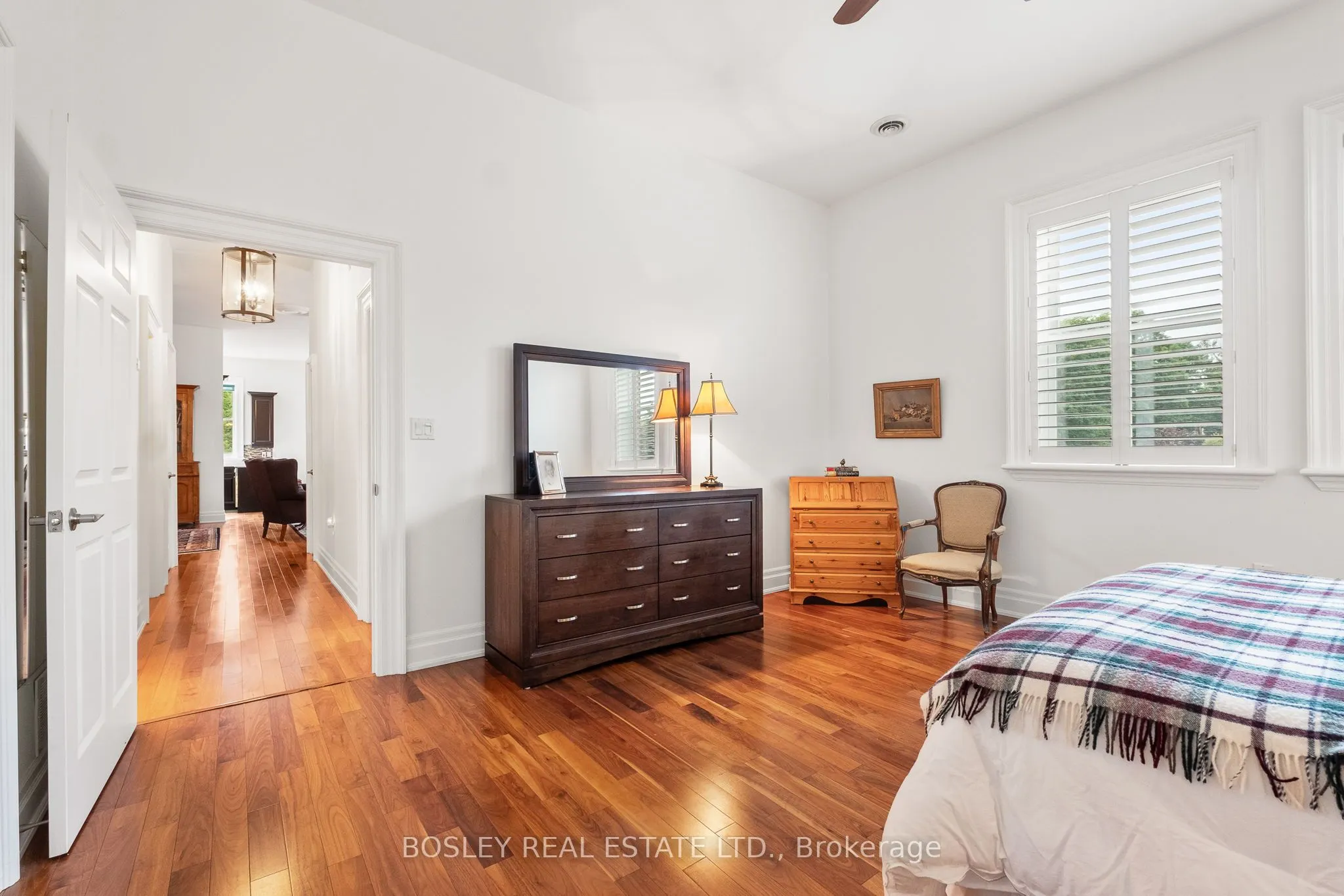 72 Pine Street, #304