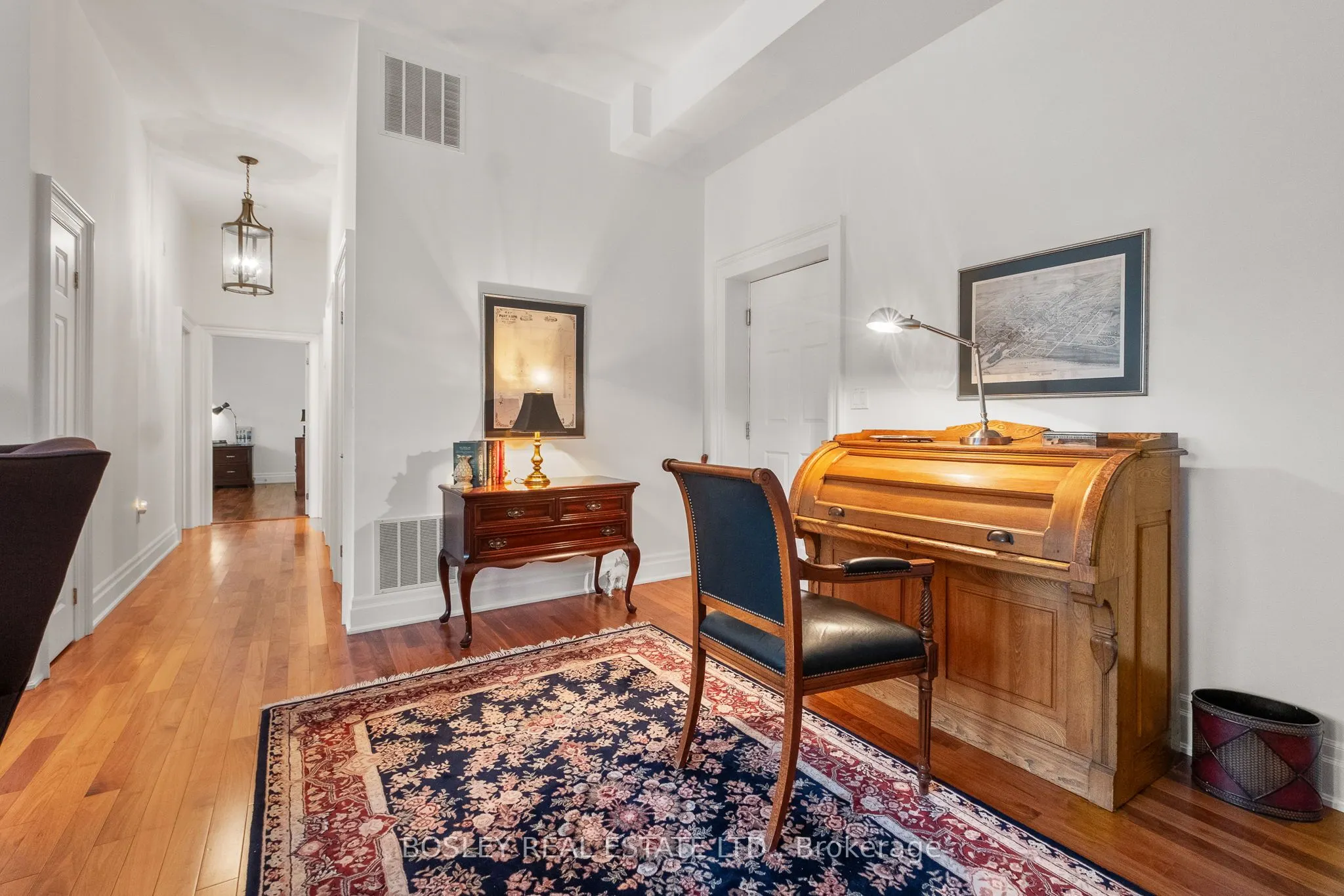 72 Pine Street, #304