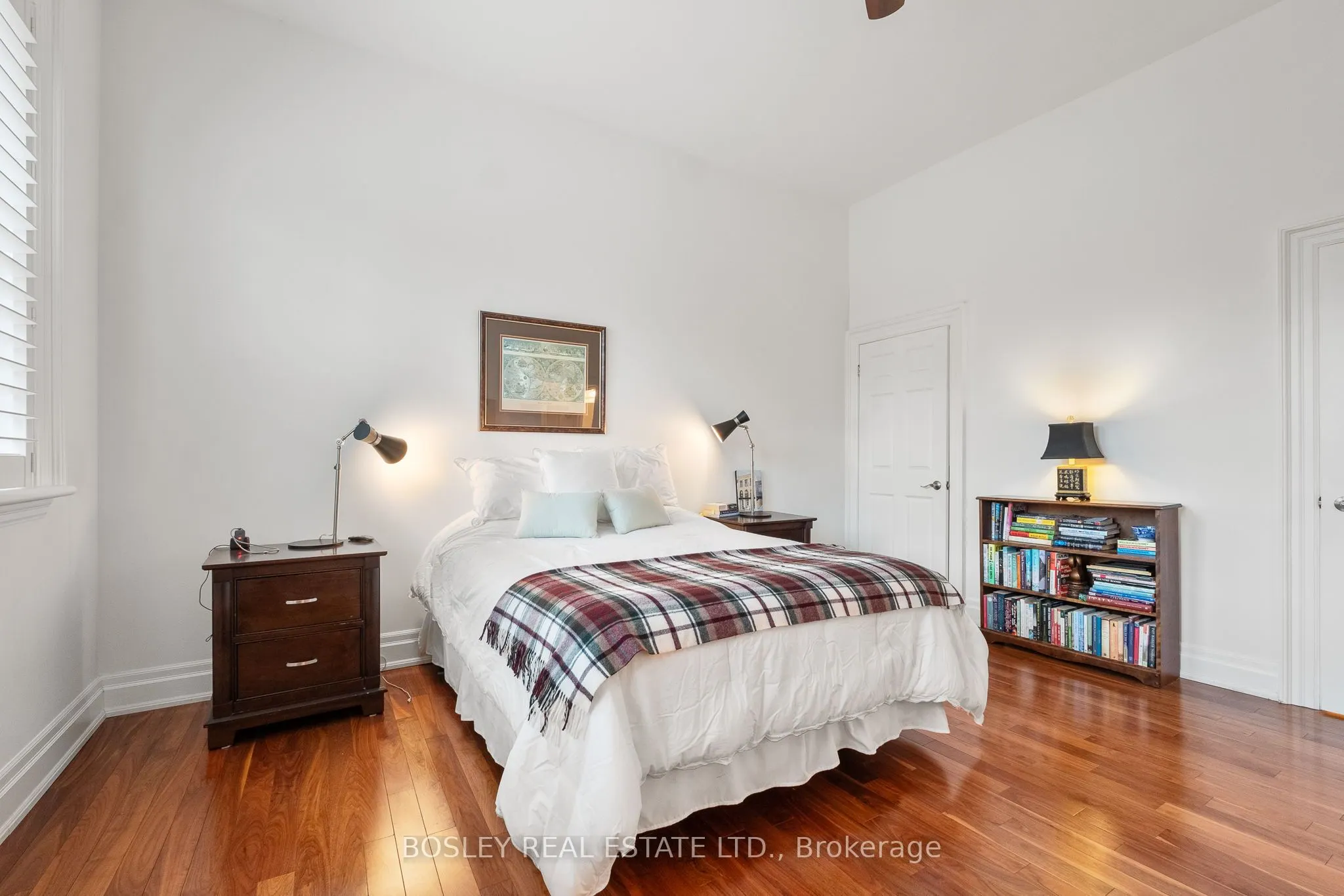 72 Pine Street, #304