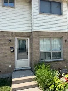 126 Belmont Drive, #17