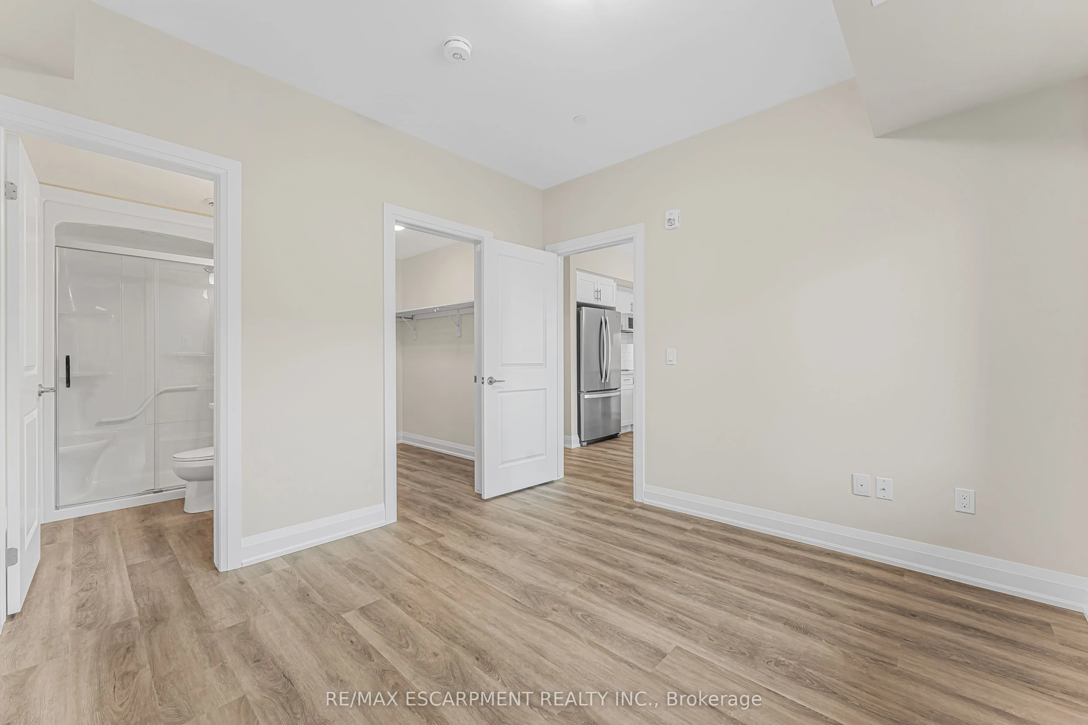 118 Summersides Boulevard, #303