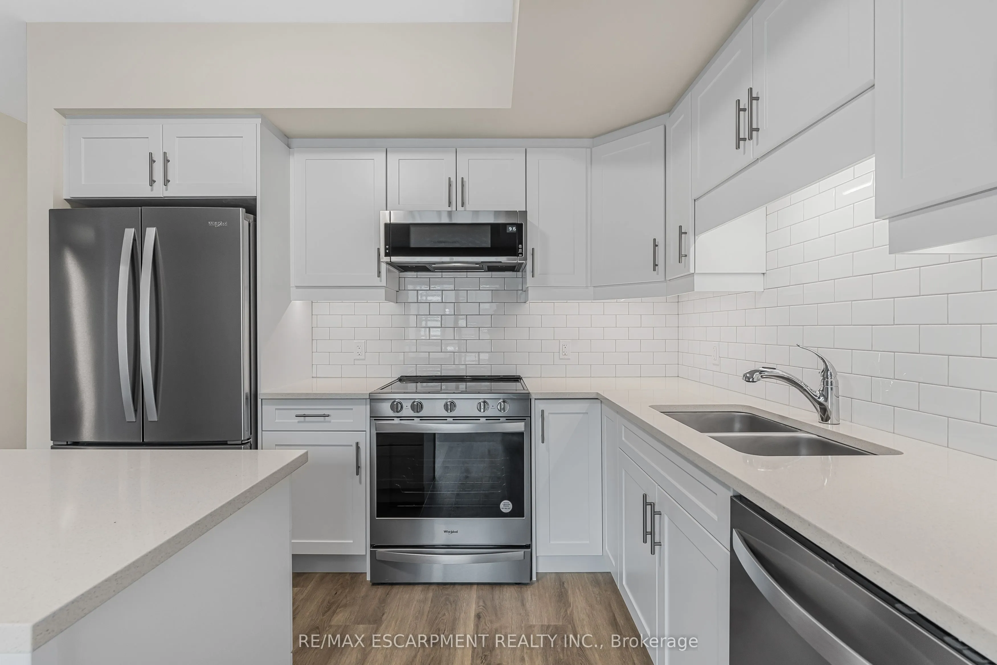 118 Summersides Boulevard, #303