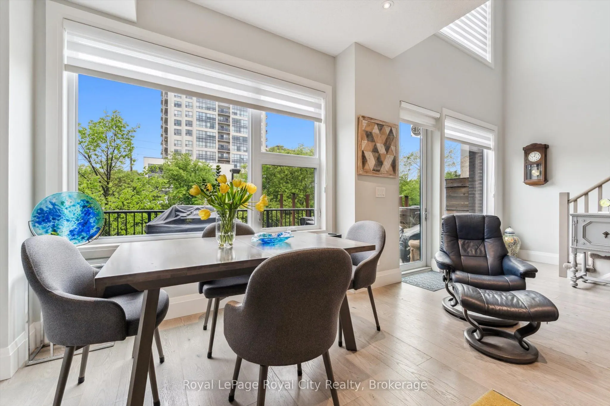 53 Arthur Street S, #RL3