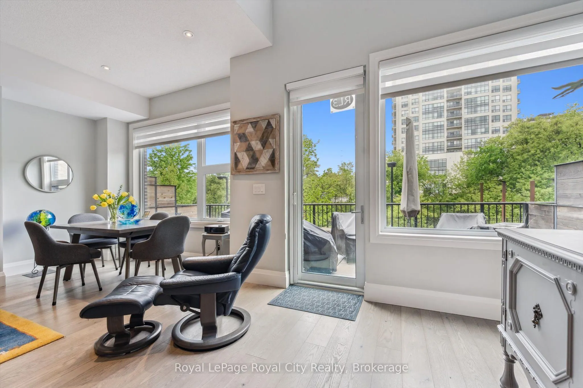 53 Arthur Street S, #RL3