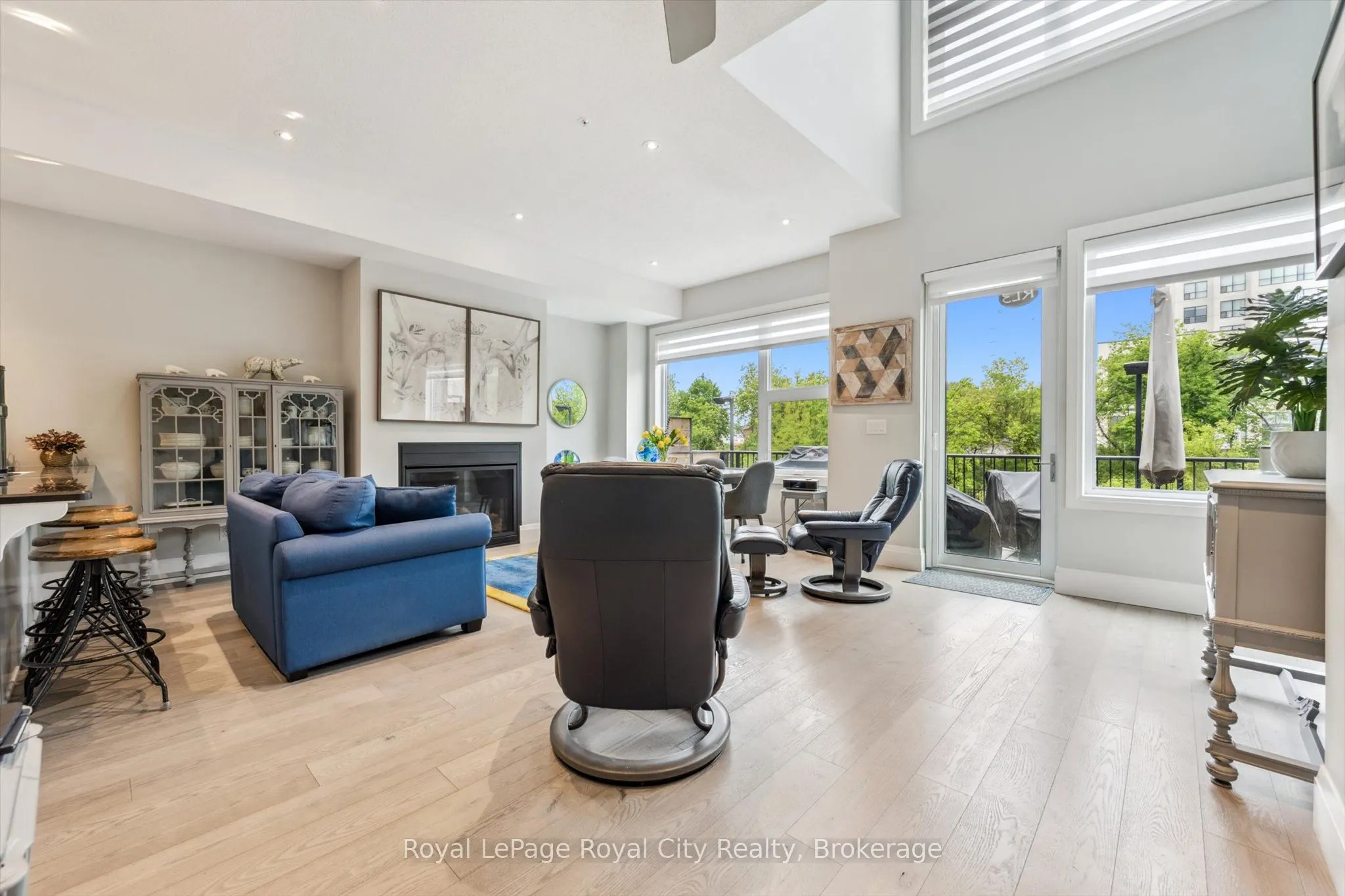 53 Arthur Street S, #RL3