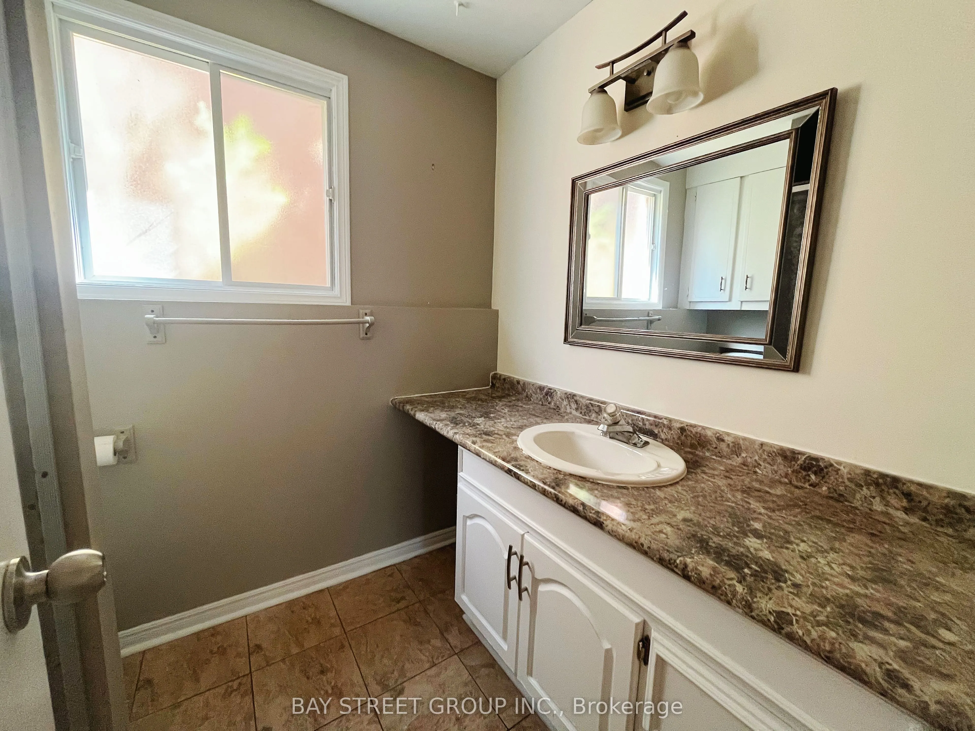 7349 Nathan Crescent