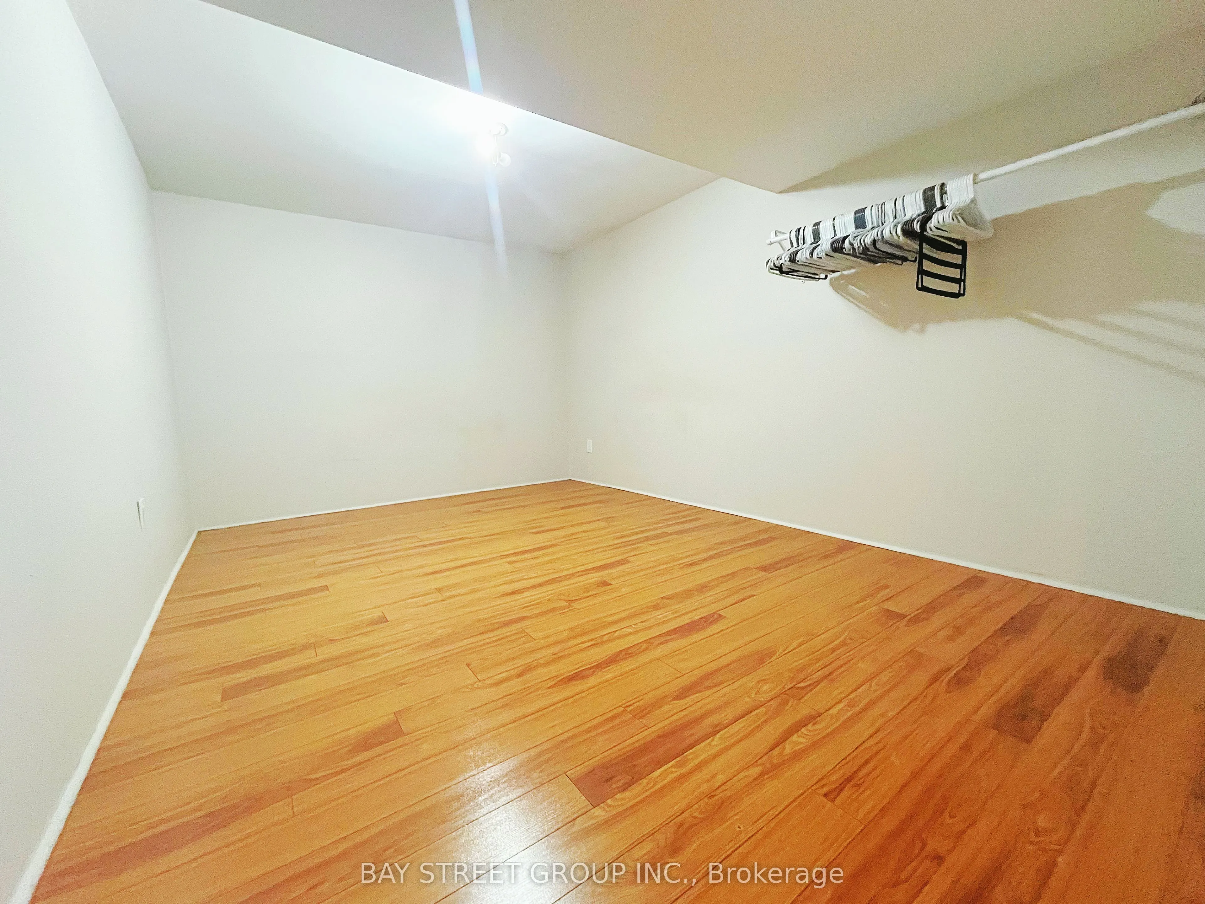 7349 Nathan Crescent
