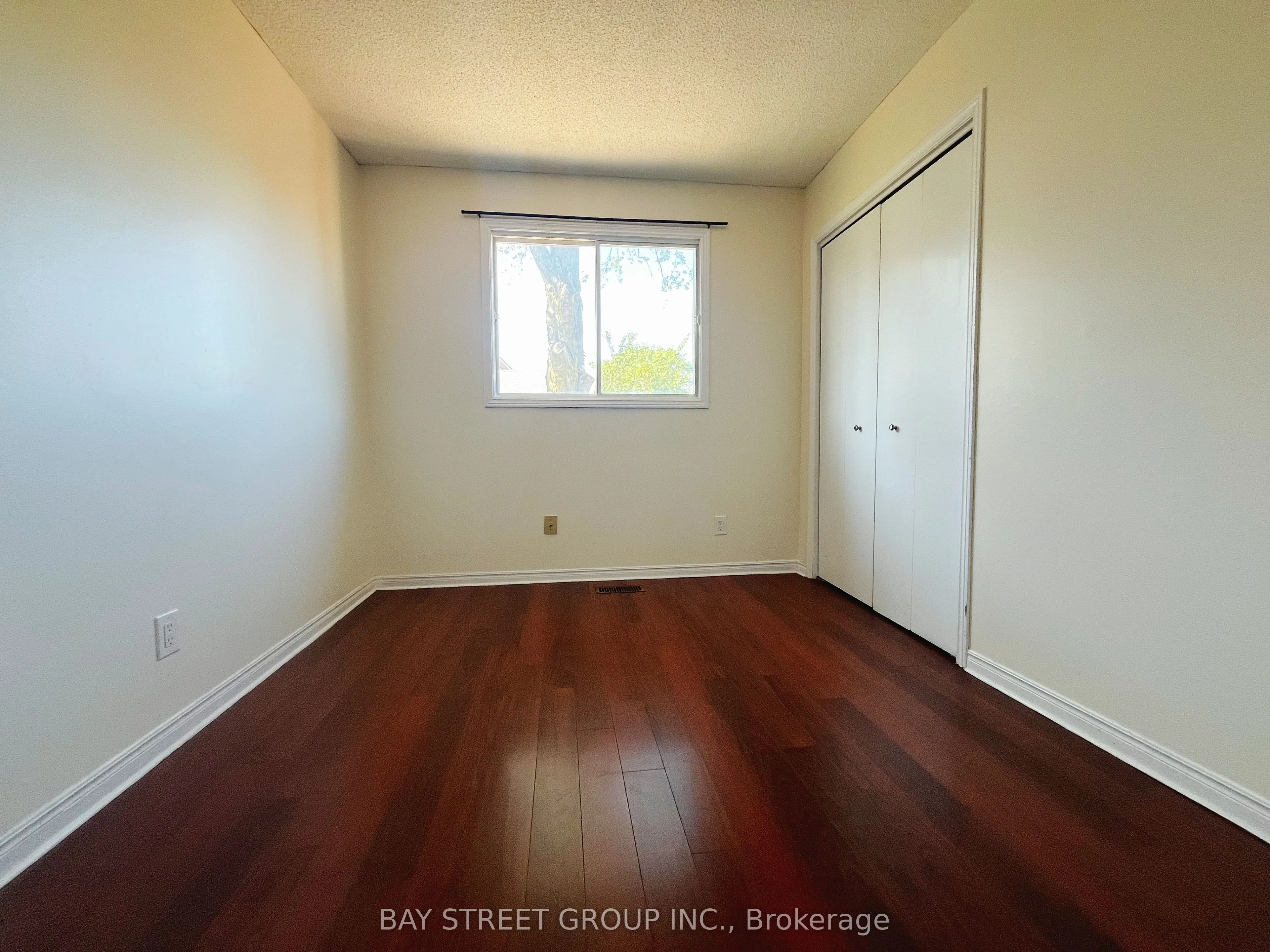 7349 Nathan Crescent