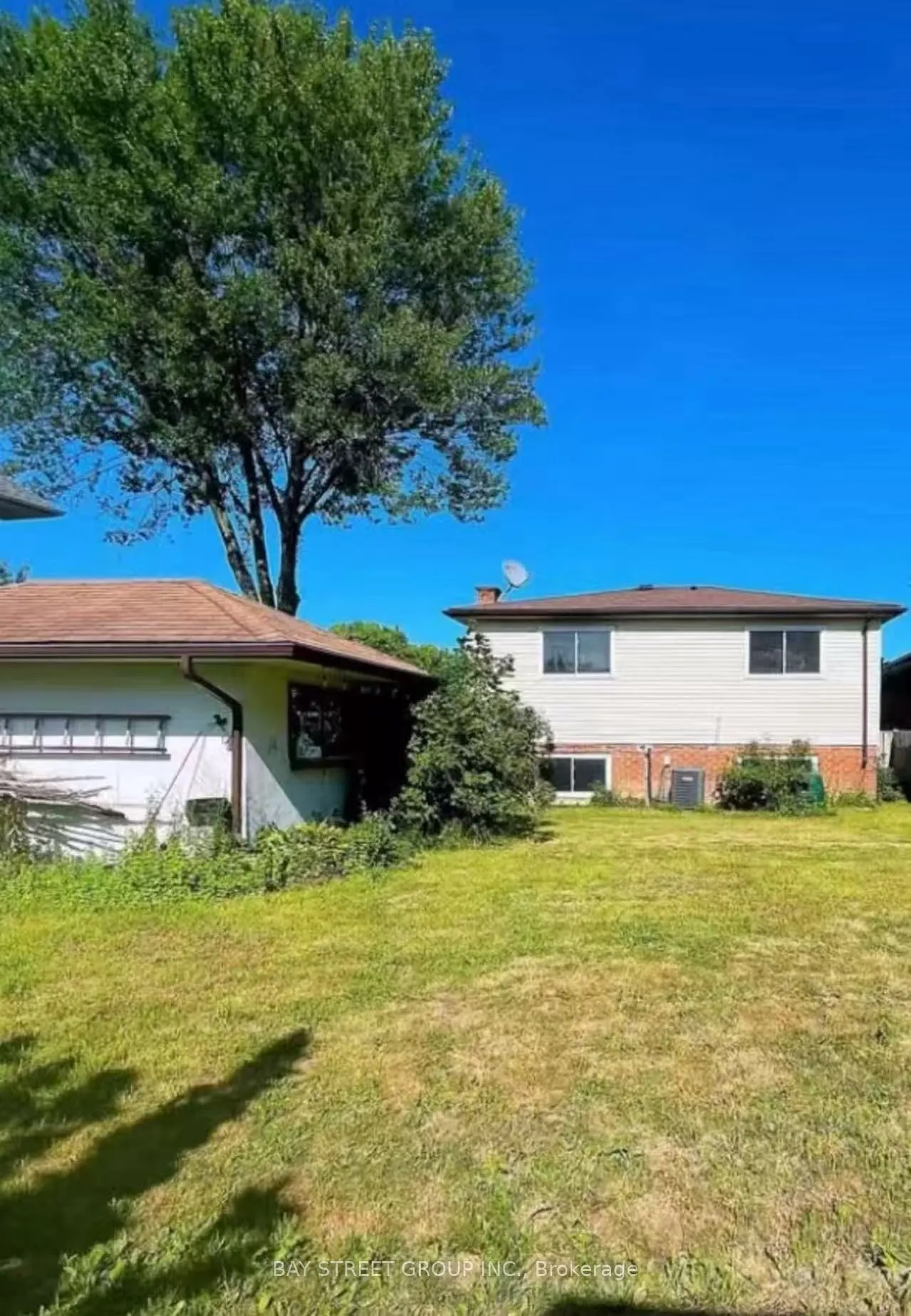 7349 Nathan Crescent