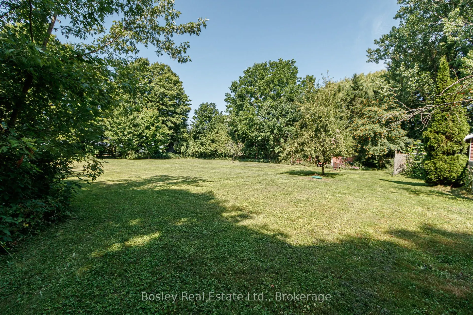 194588 Grey Road 13