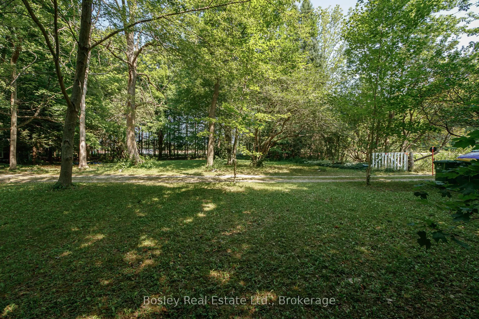 194588 Grey Road 13