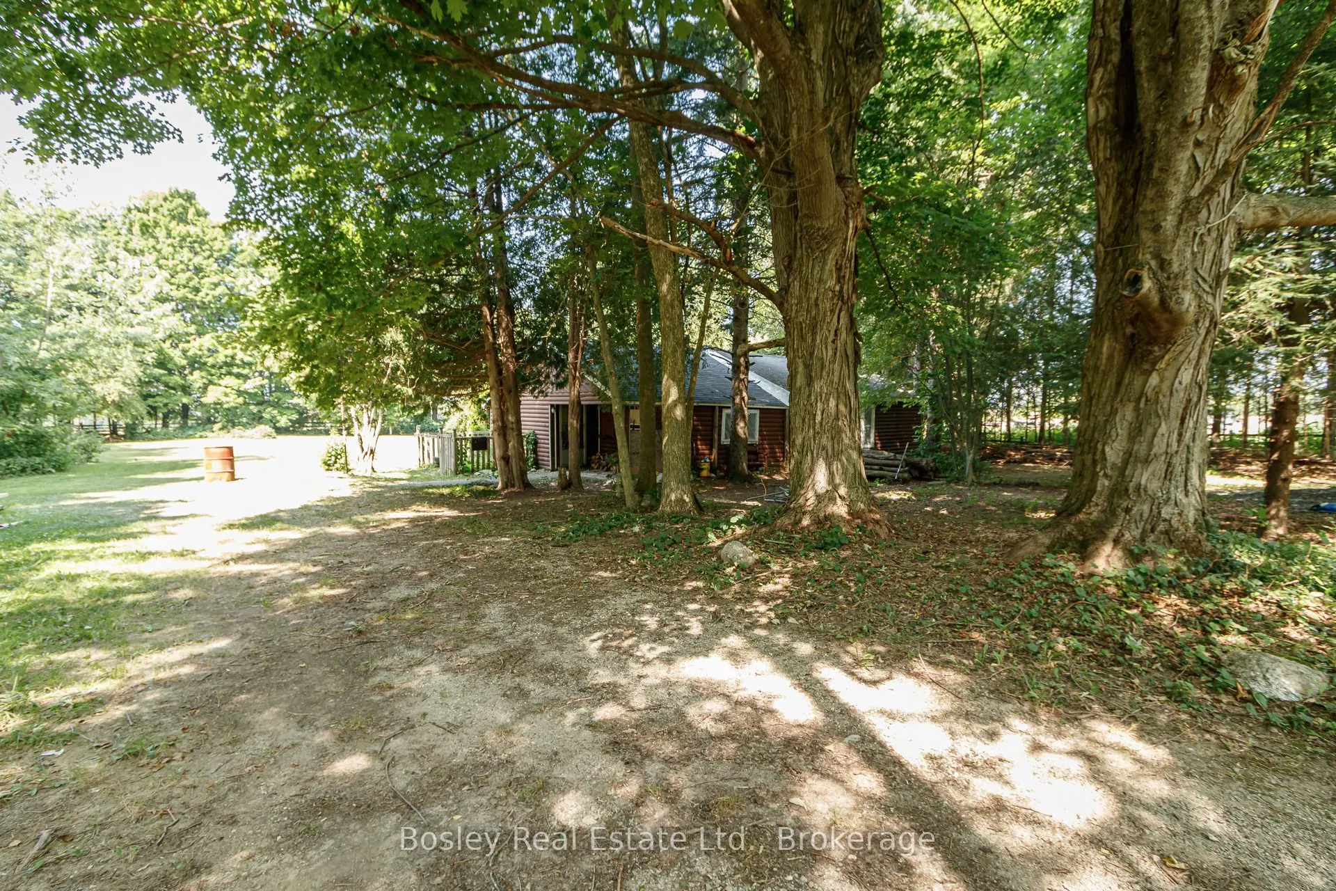 194588 Grey Road 13