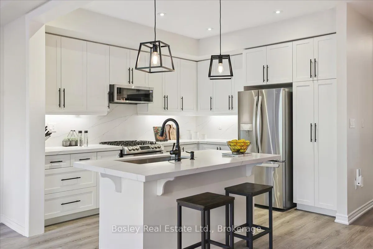 1890 Rymal Road E, #18