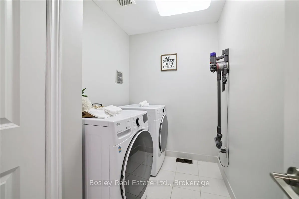 1890 Rymal Road E, #18
