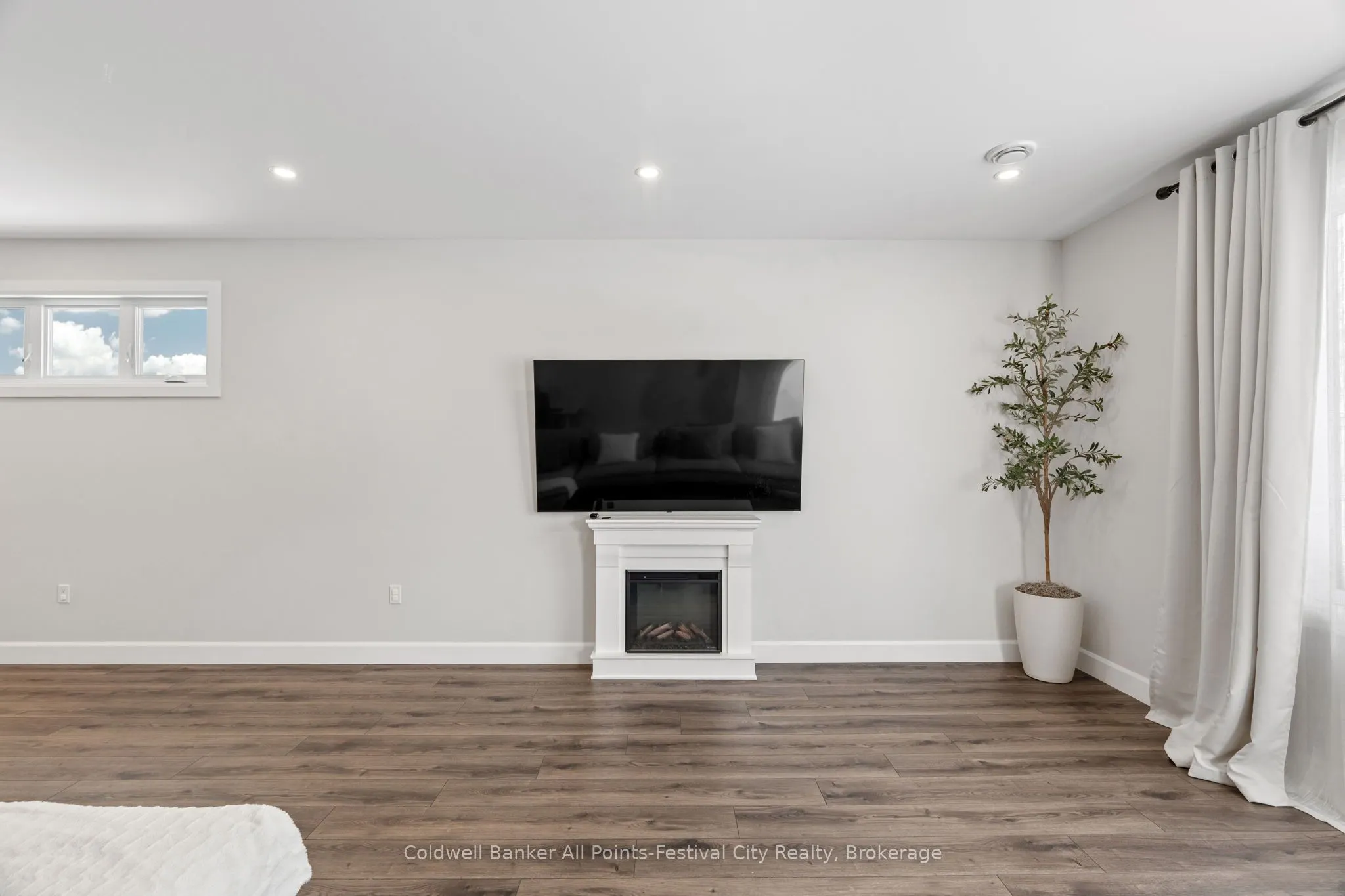 451 Woodridge Drive