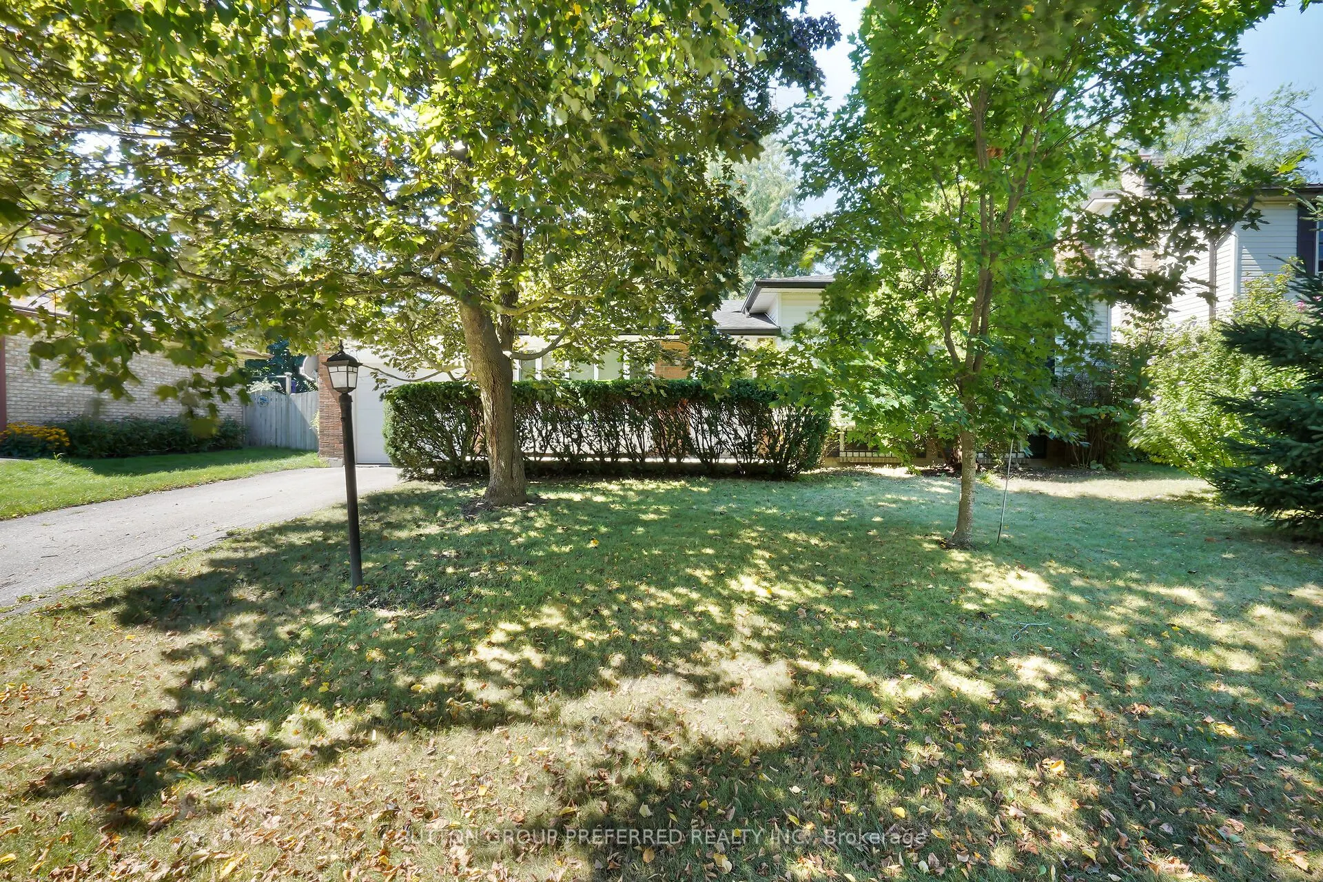 1541 Limberlost Road