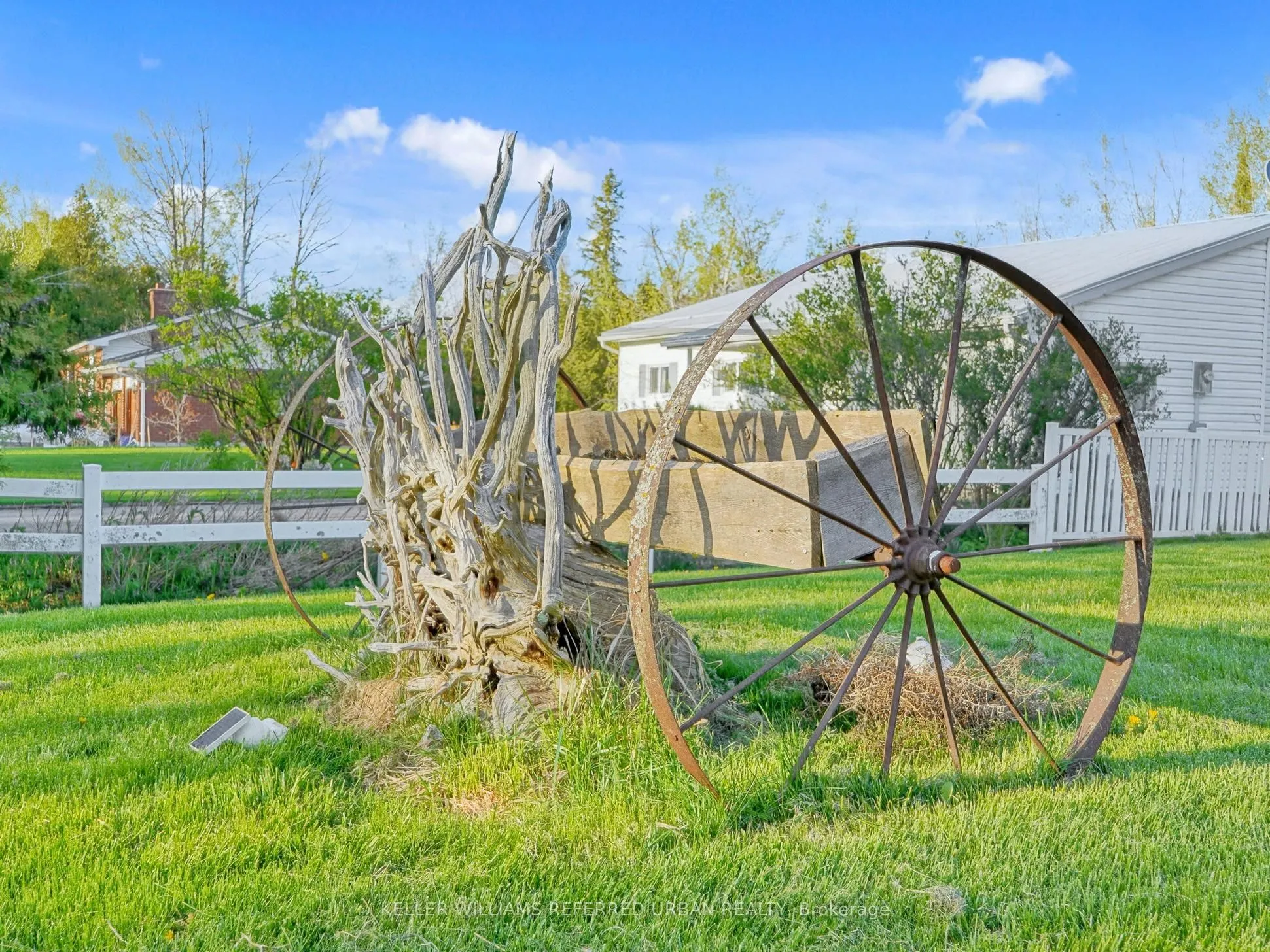 30 Trent River Road N
