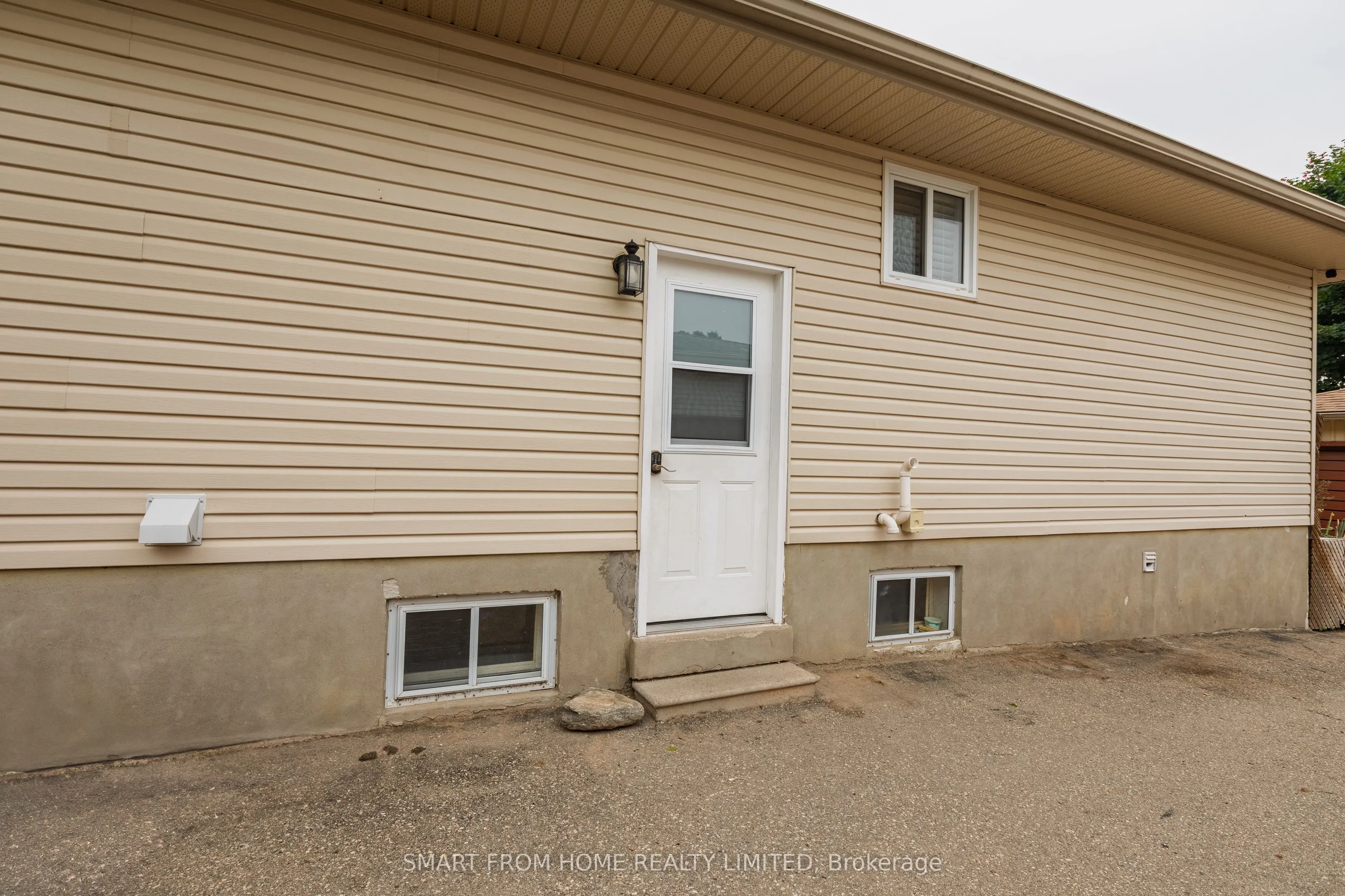 112 Limpert Avenue