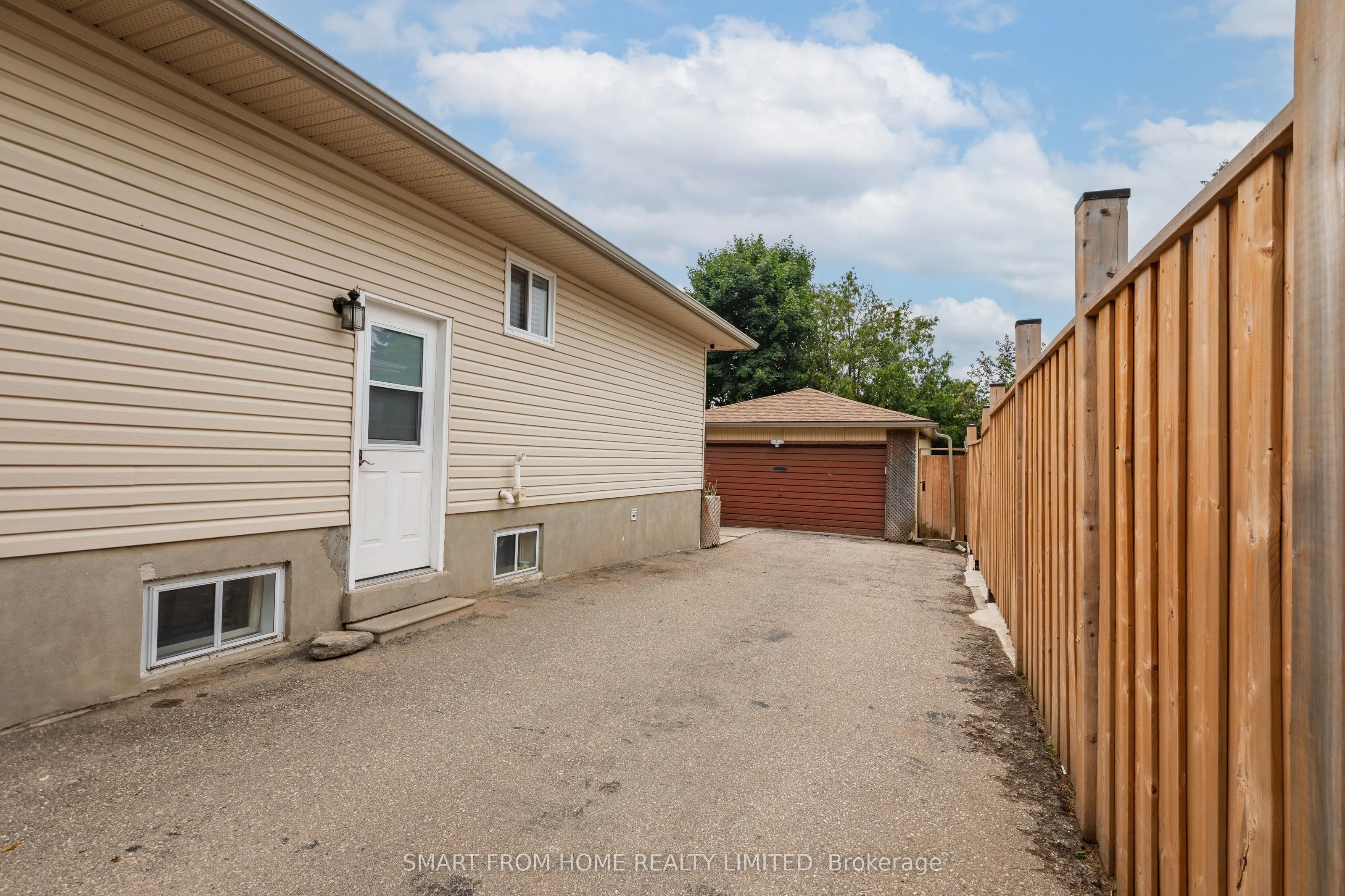 112 Limpert Avenue