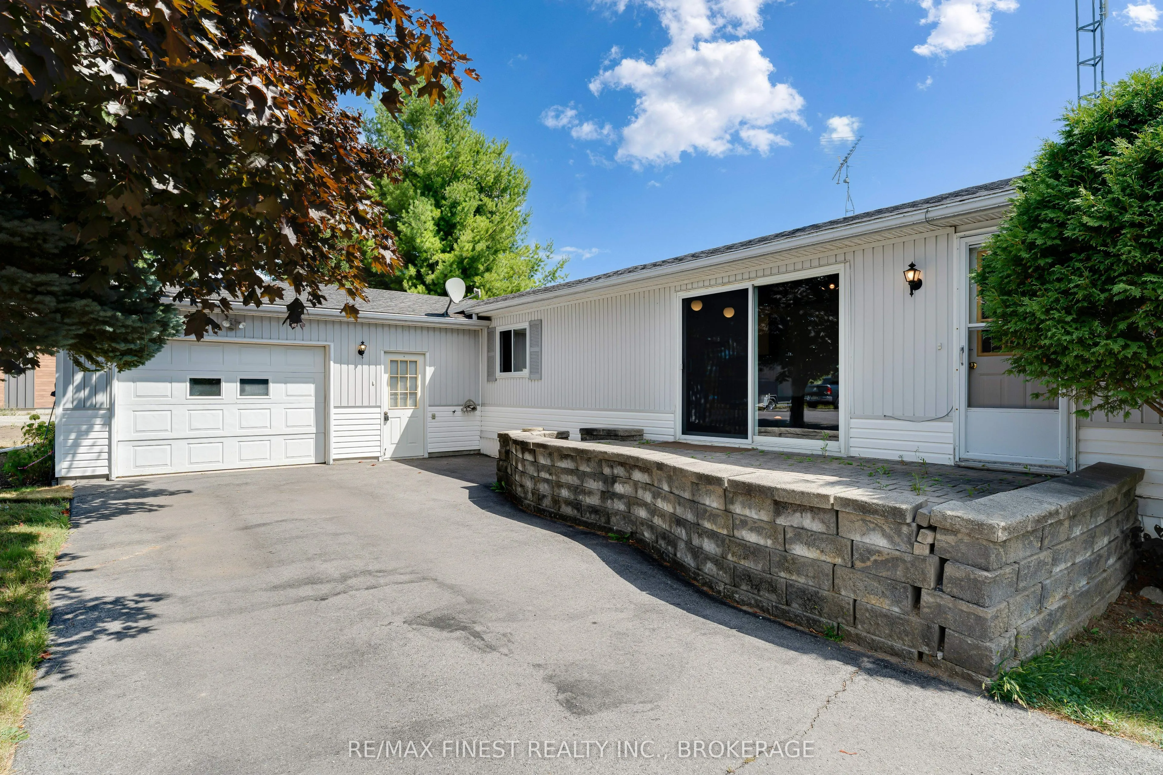 19 Maple Drive
