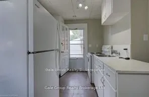 11 Norwich Avenue S, #9