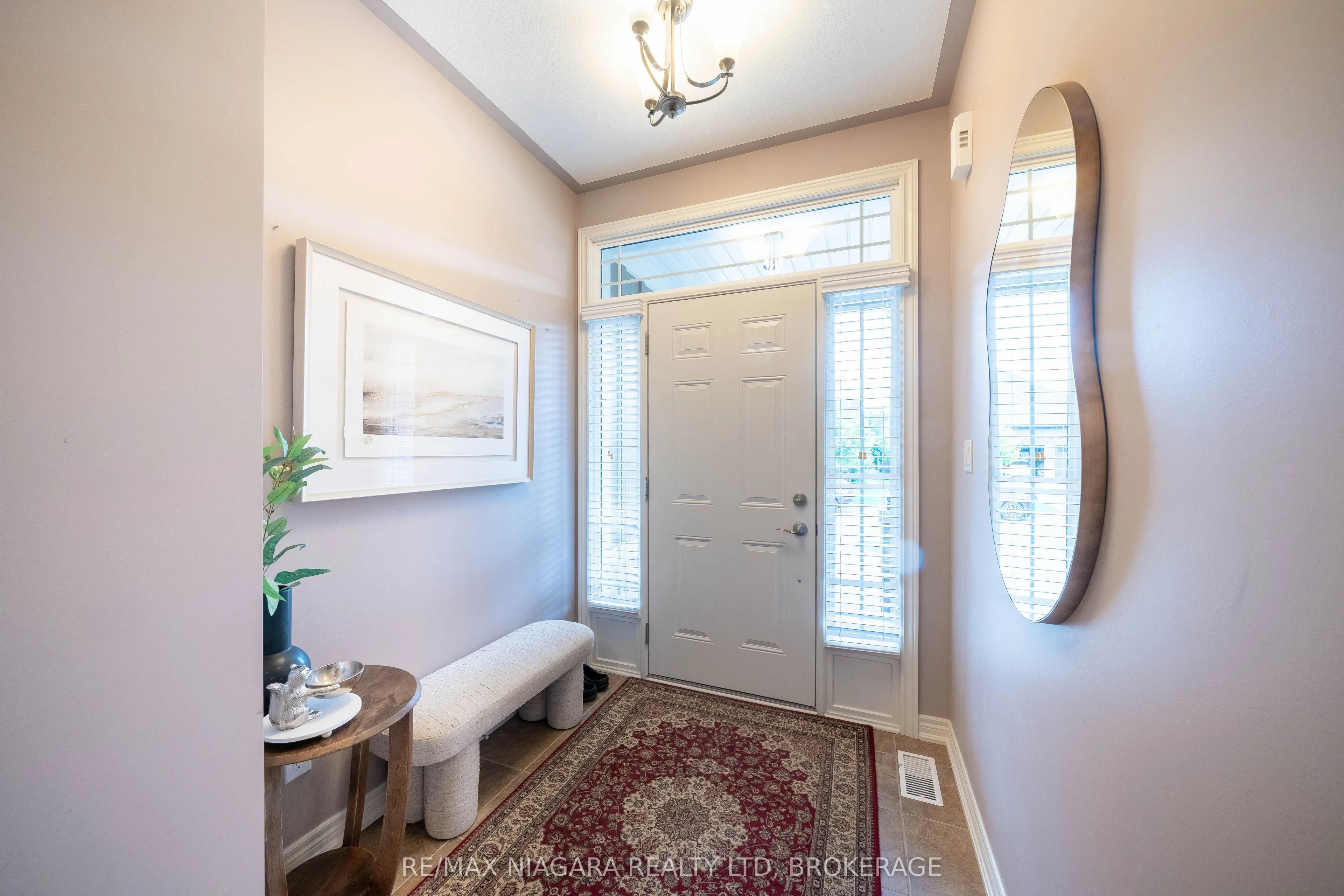 27 HICKORY Avenue