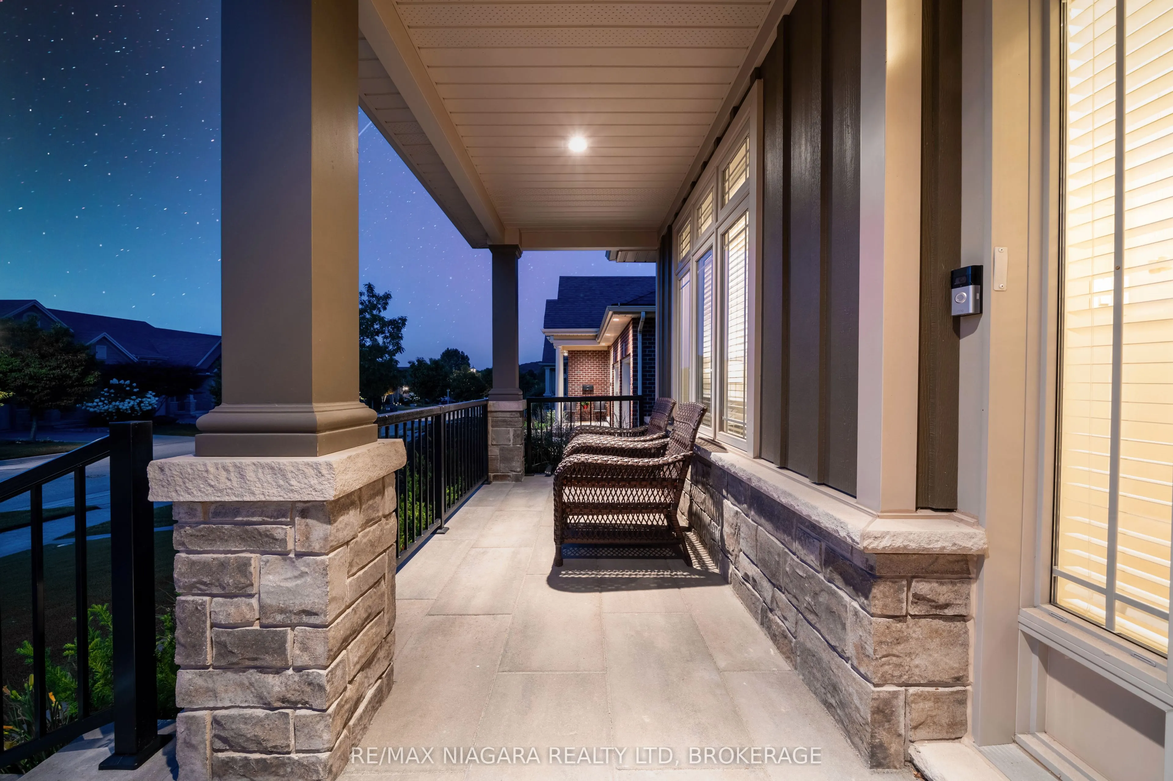 27 HICKORY Avenue