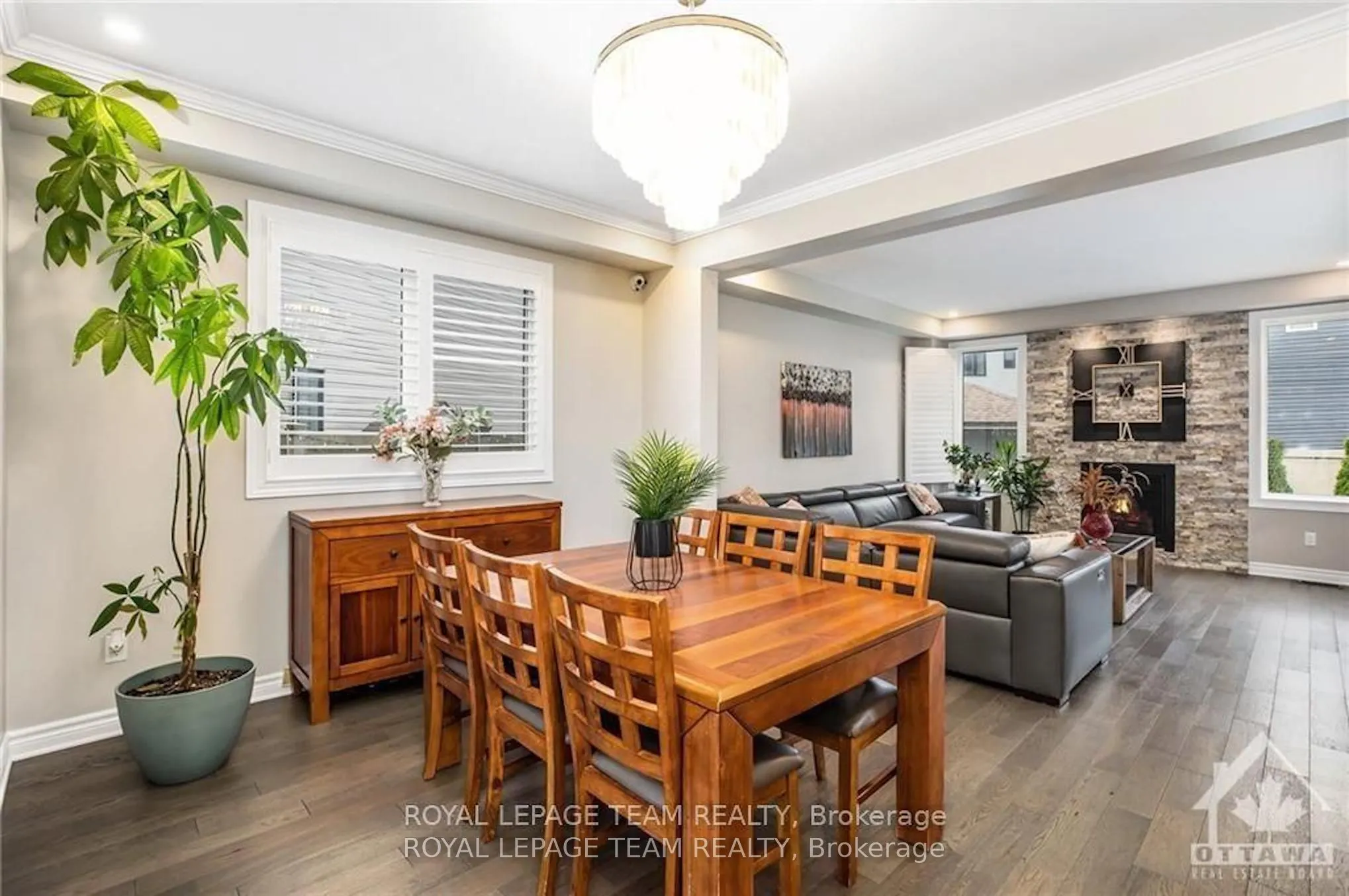 240 SADDLEBACK Crescent