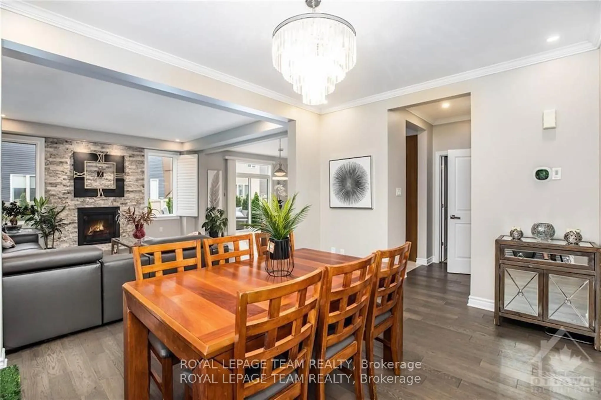 240 SADDLEBACK Crescent