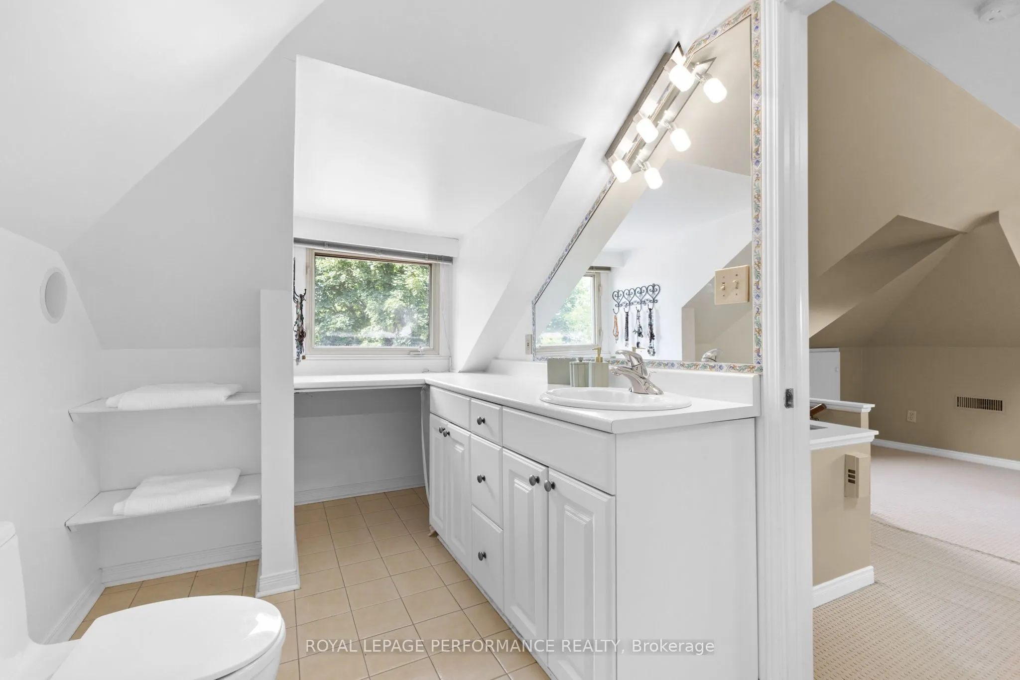 345 Third Avenue