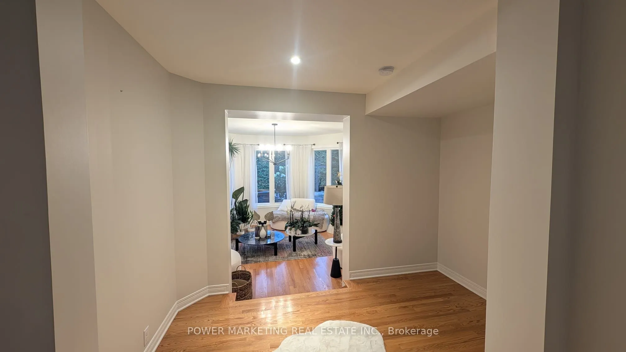 6 HOPETOWN Street