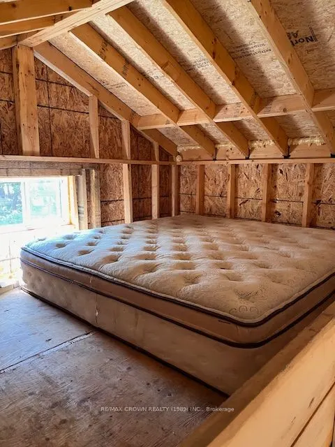 750 Hemlock Island