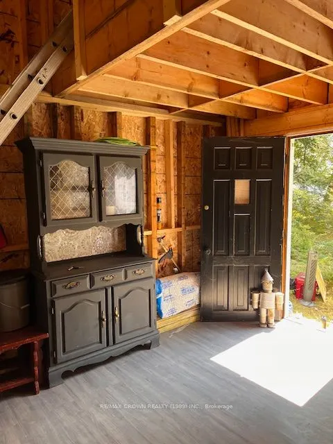 750 Hemlock Island