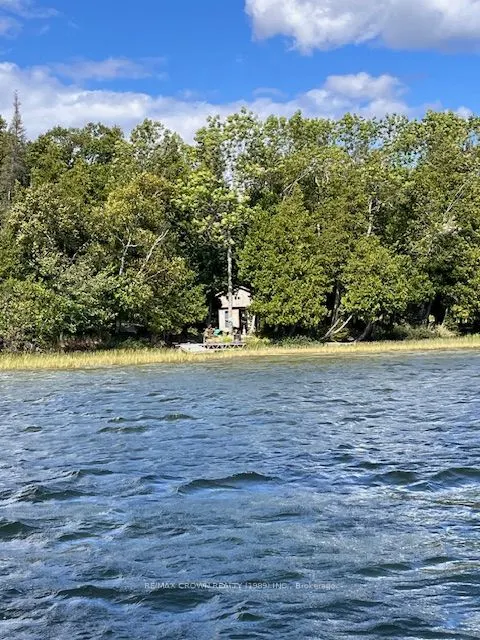 750 Hemlock Island