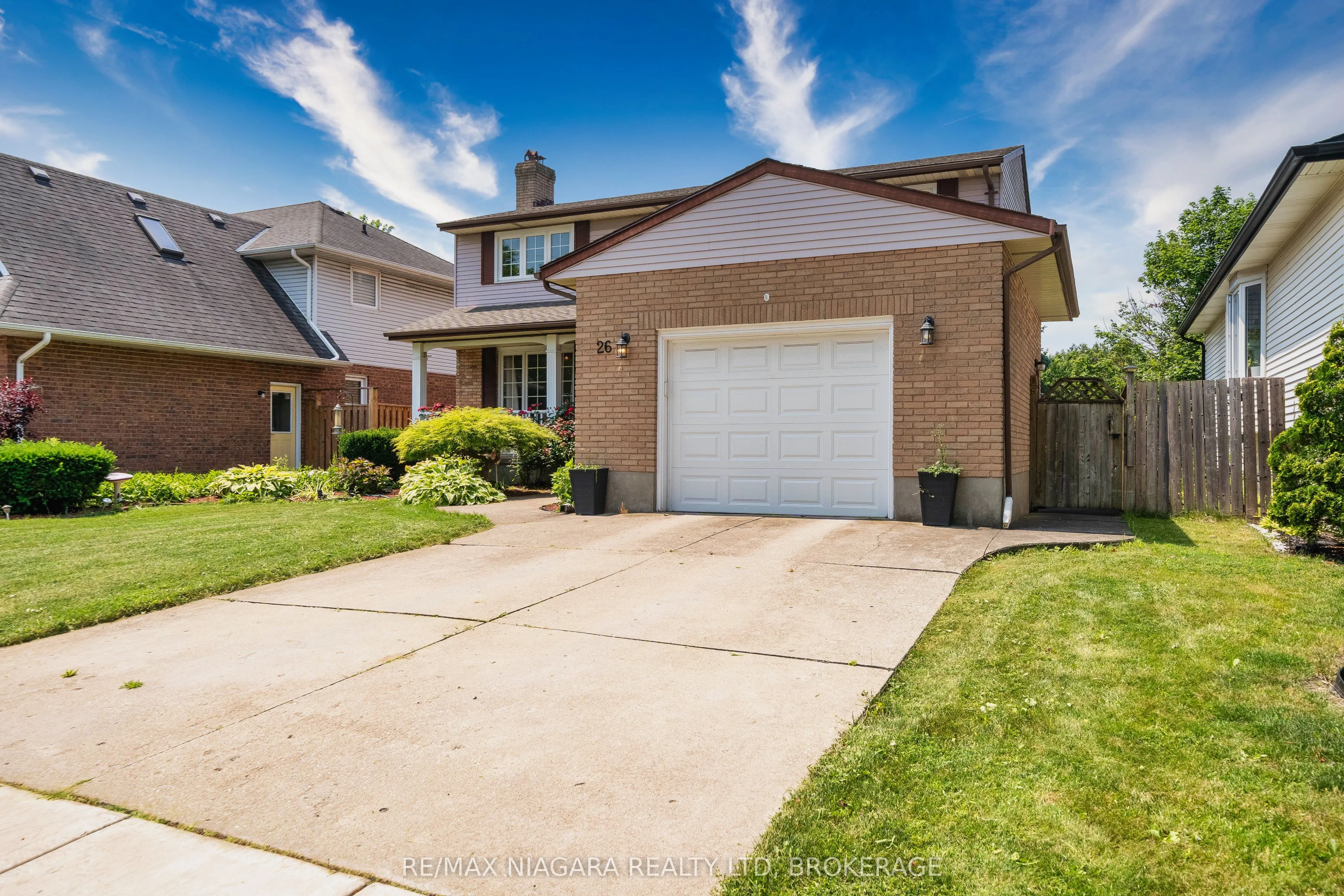 26 CRESTCOMBE Road