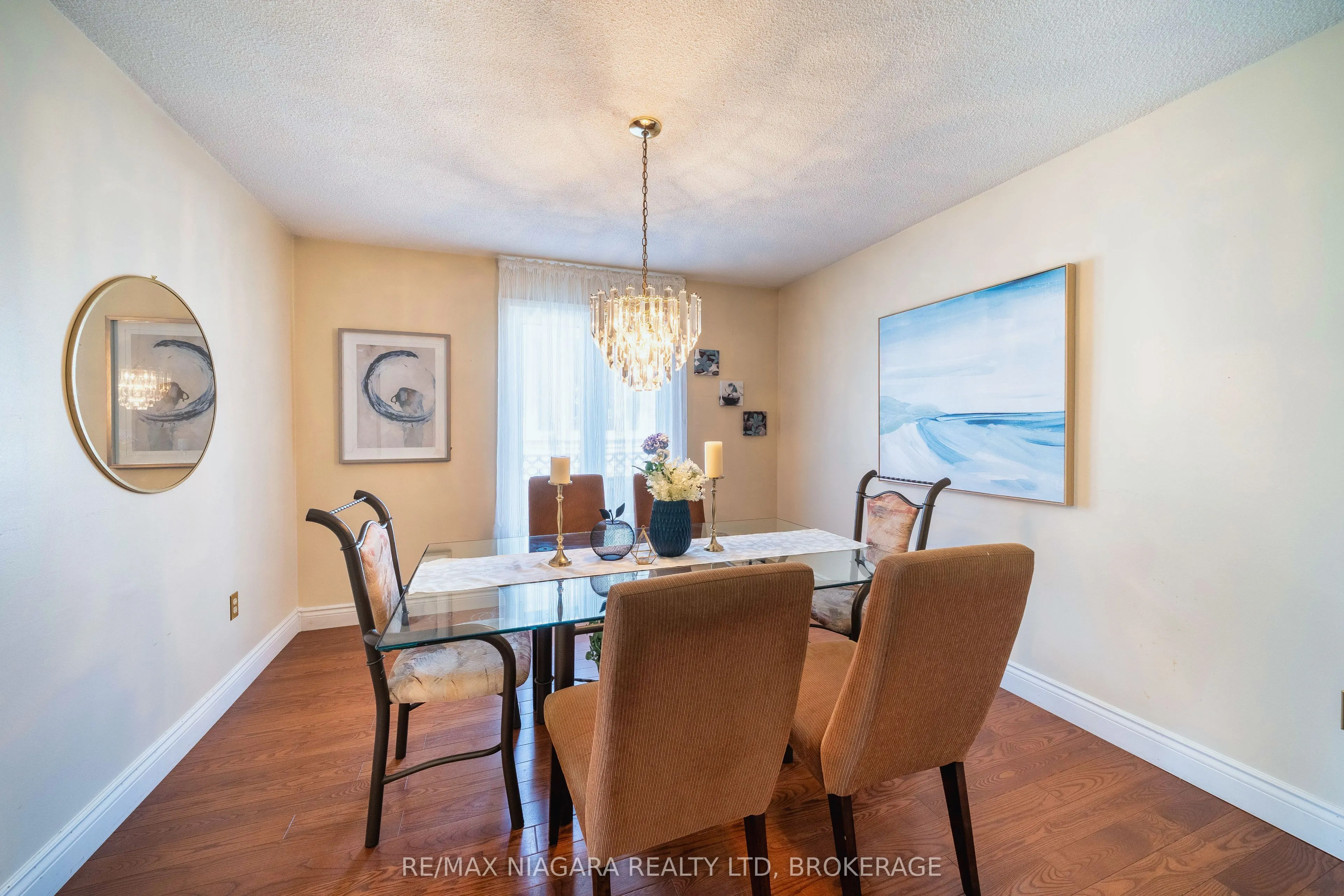 26 CRESTCOMBE Road