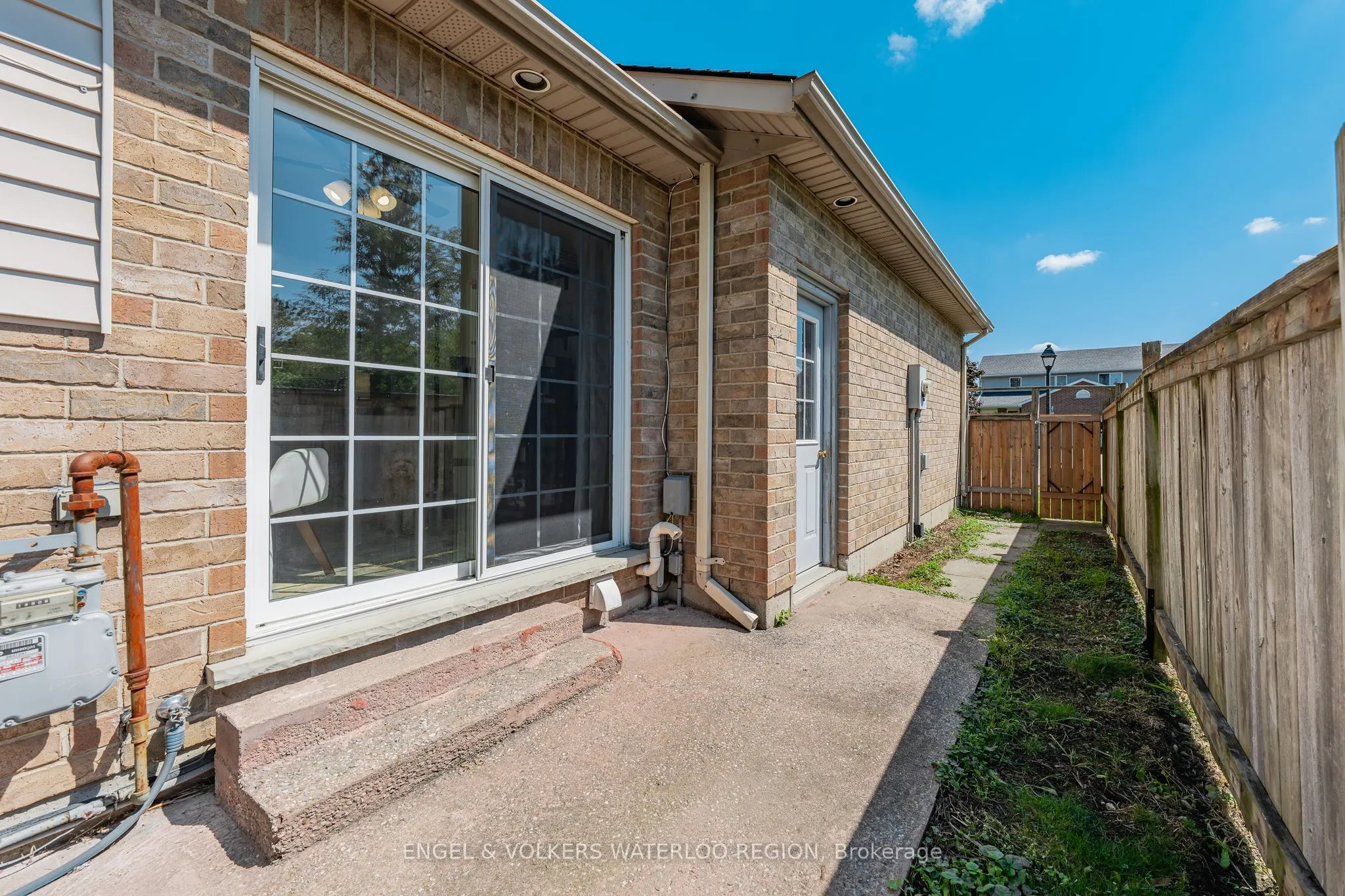 181 Walsh Crescent