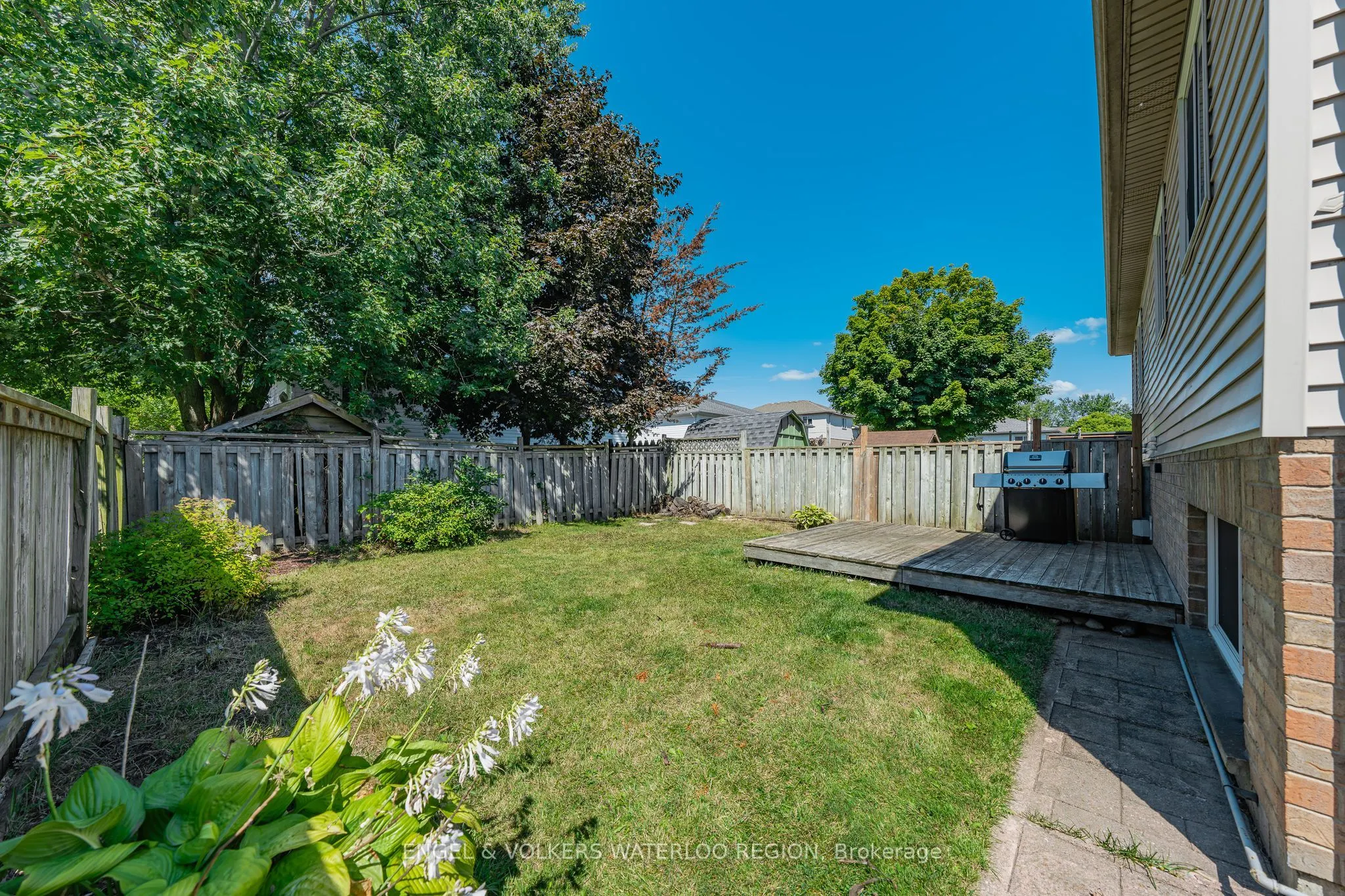 181 Walsh Crescent