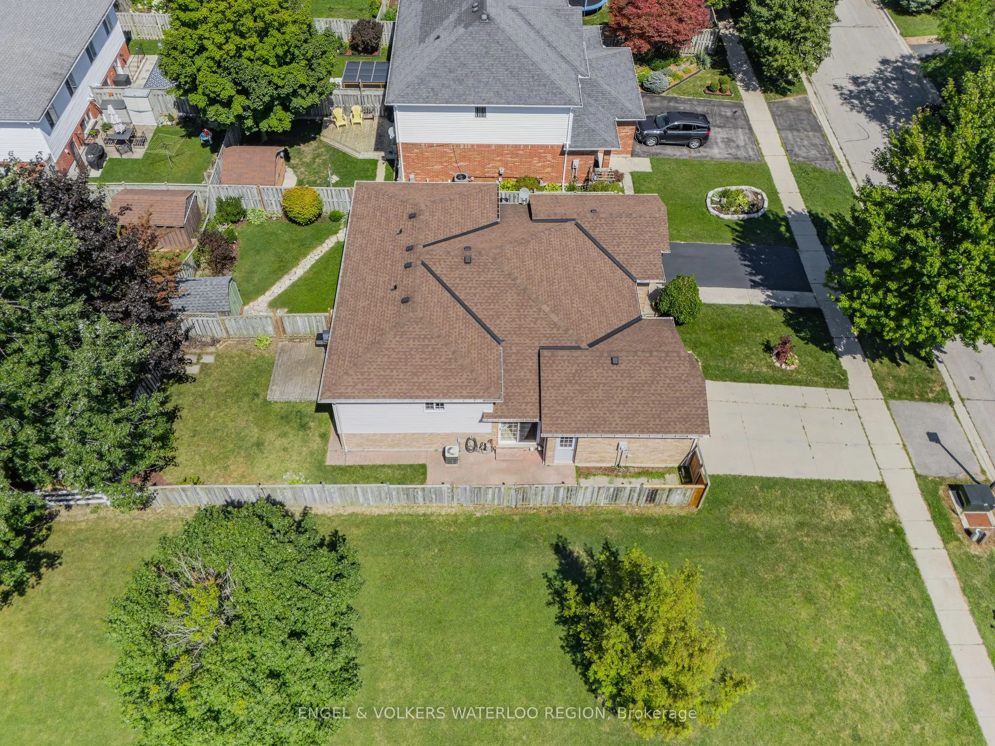 181 Walsh Crescent