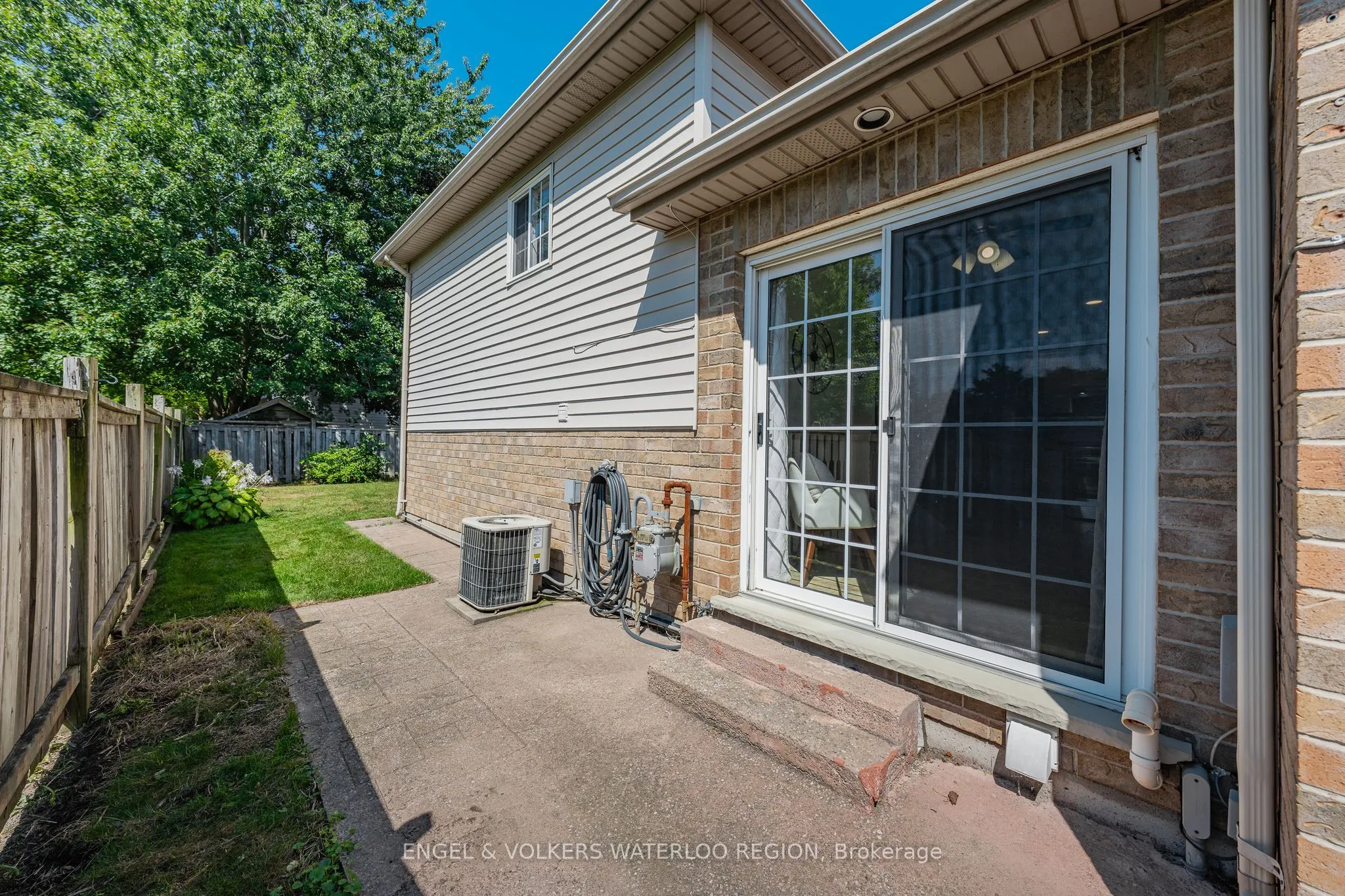 181 Walsh Crescent