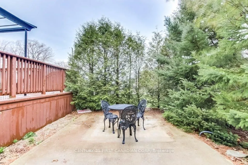 71889 Sunridge Crescent