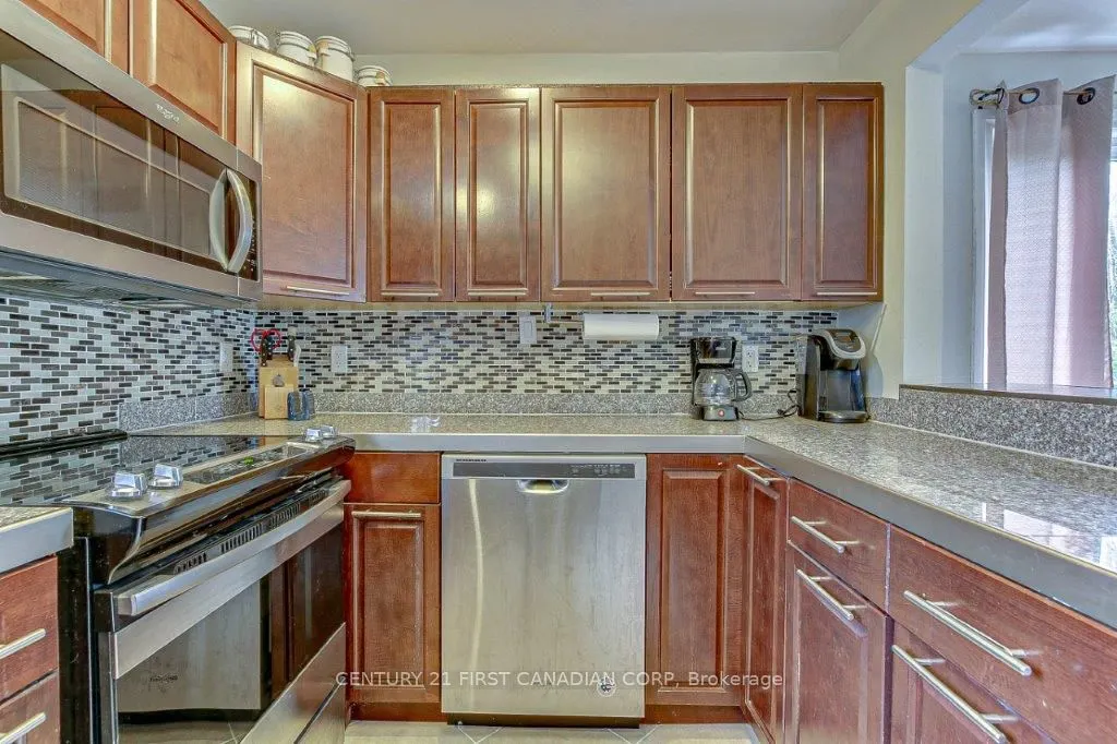 71889 Sunridge Crescent