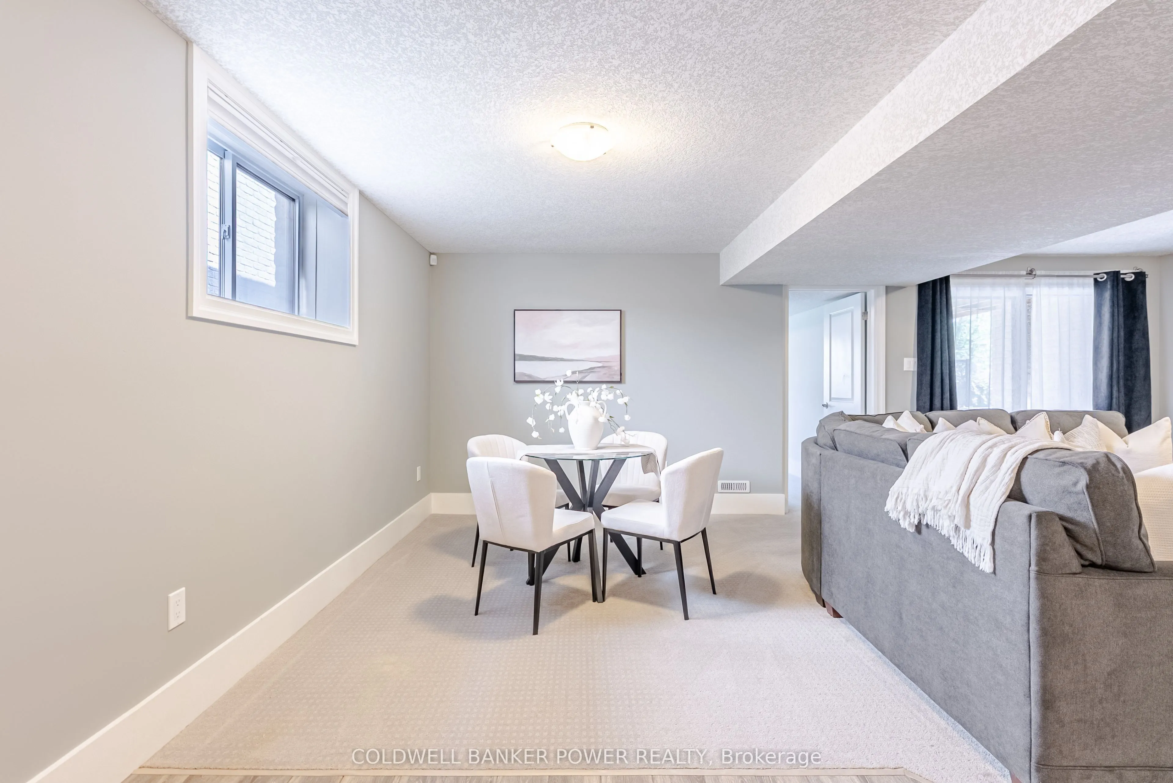 2081 Wallingford Avenue, #18