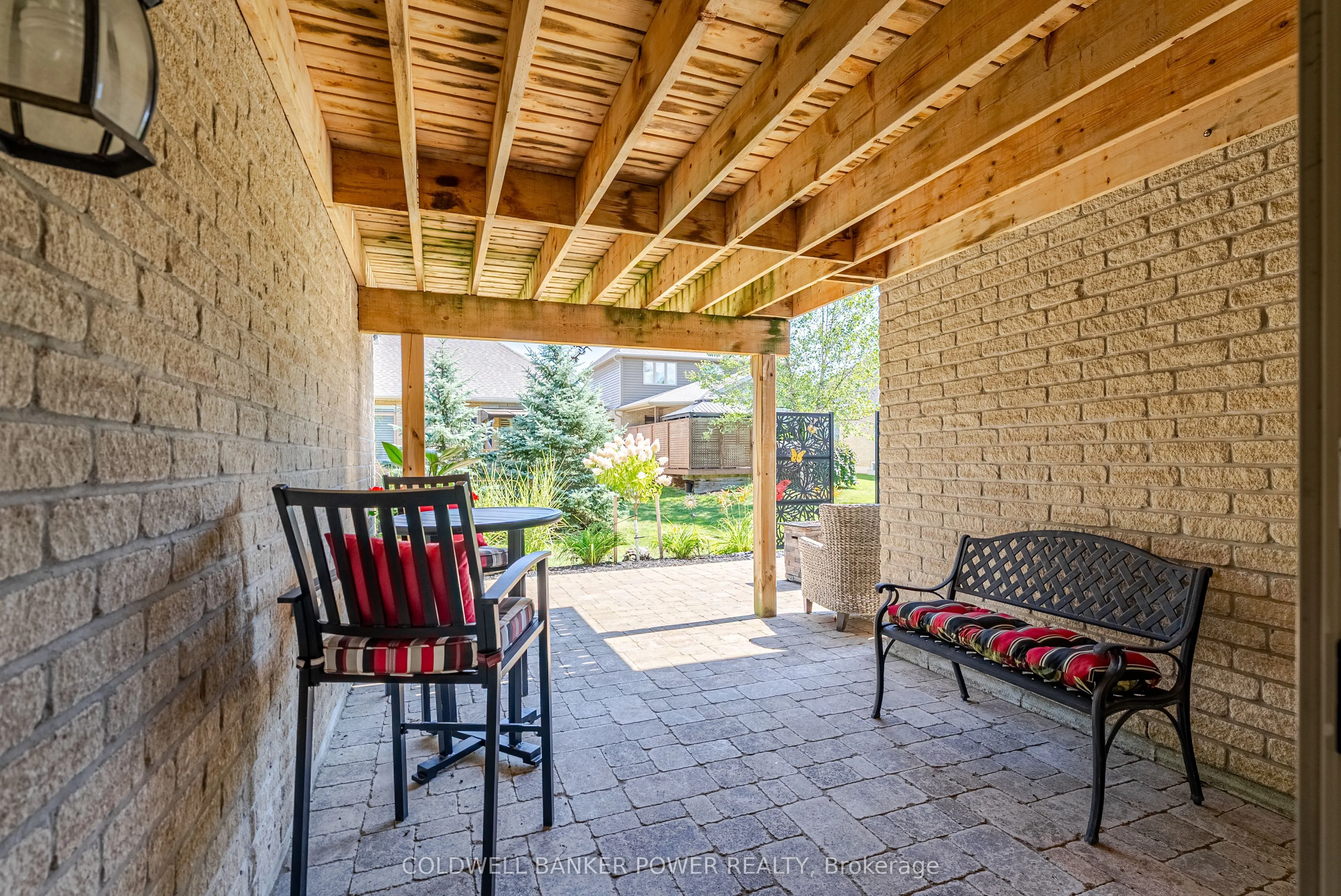 2081 Wallingford Avenue, #18