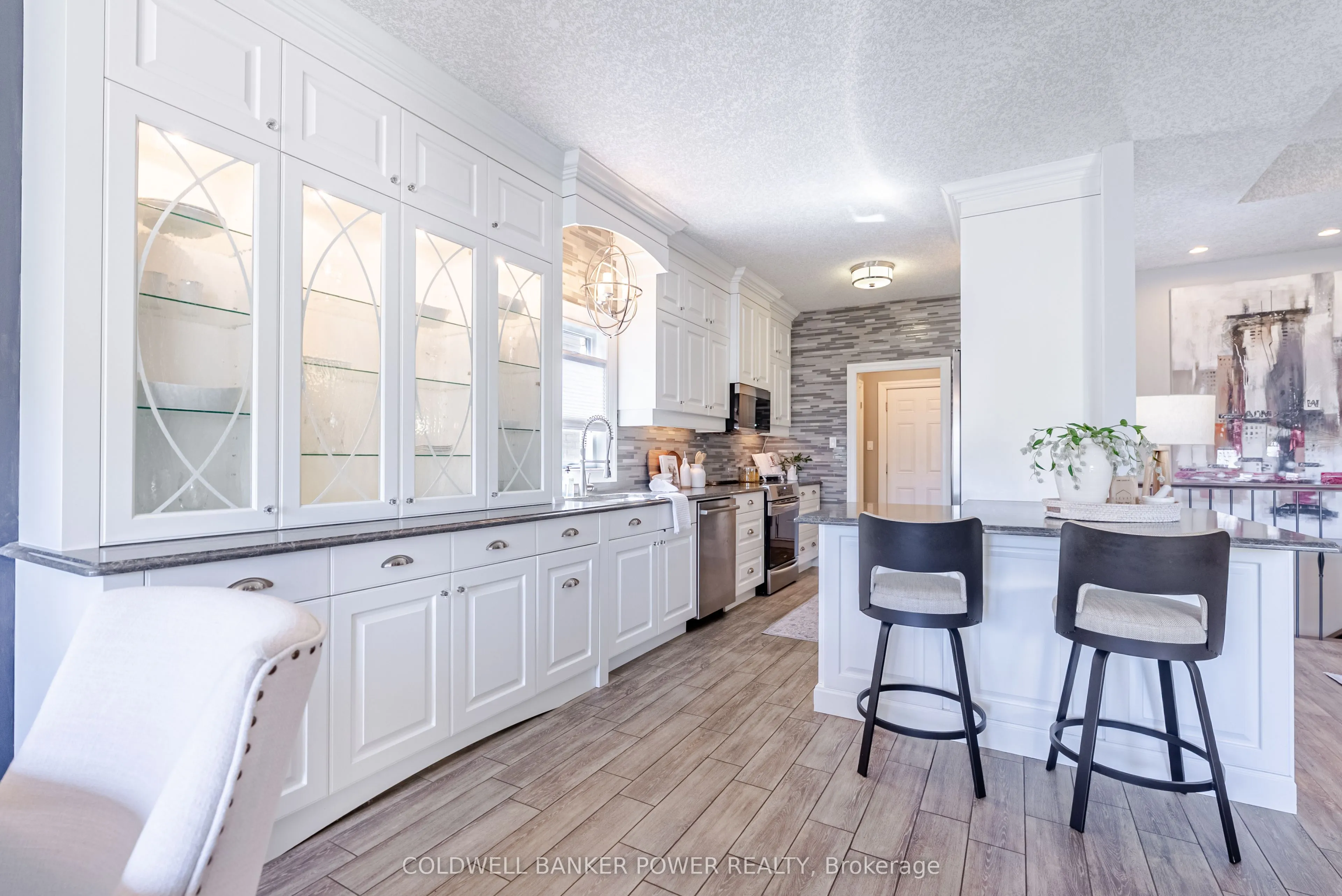 2081 Wallingford Avenue, #18