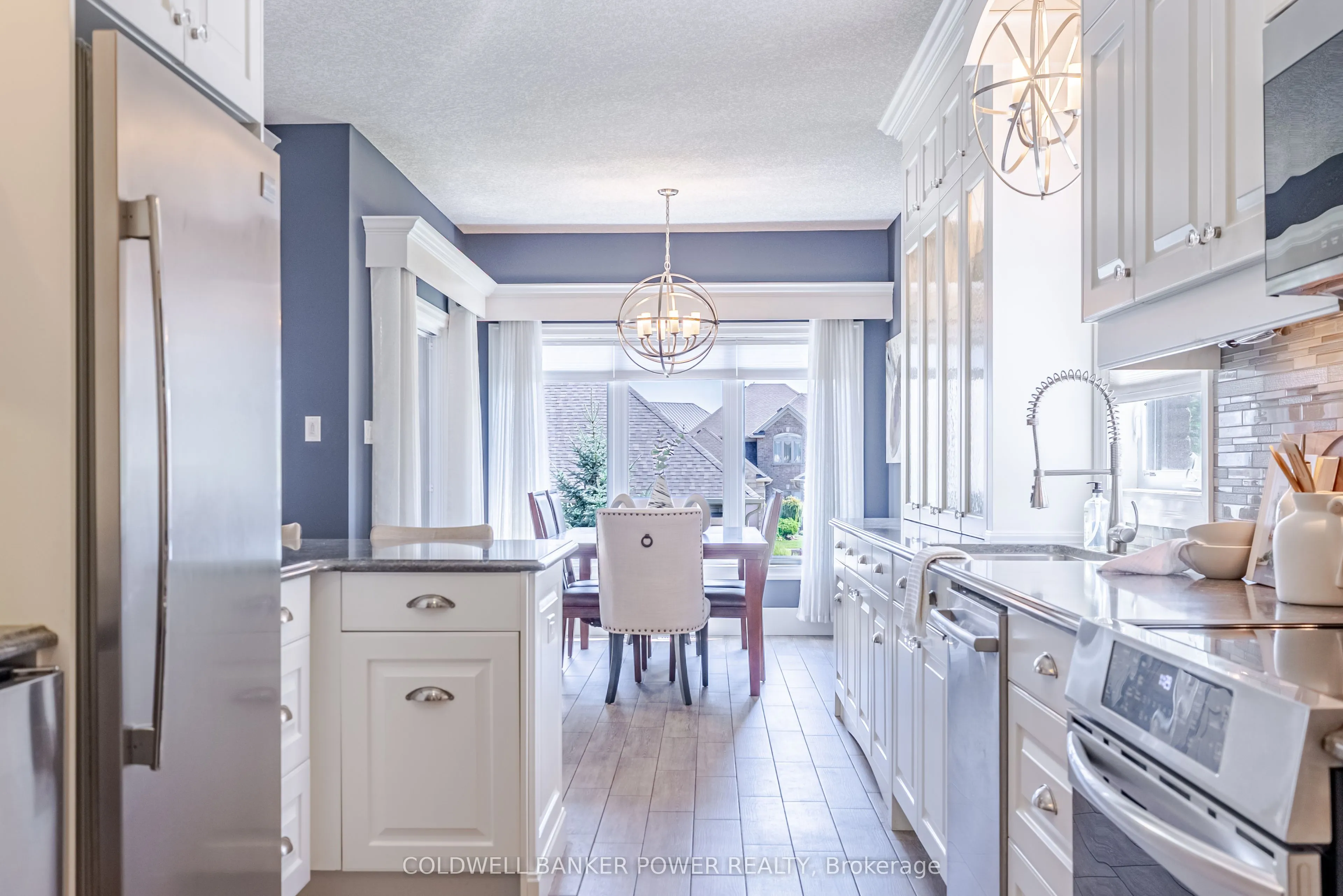 2081 Wallingford Avenue, #18