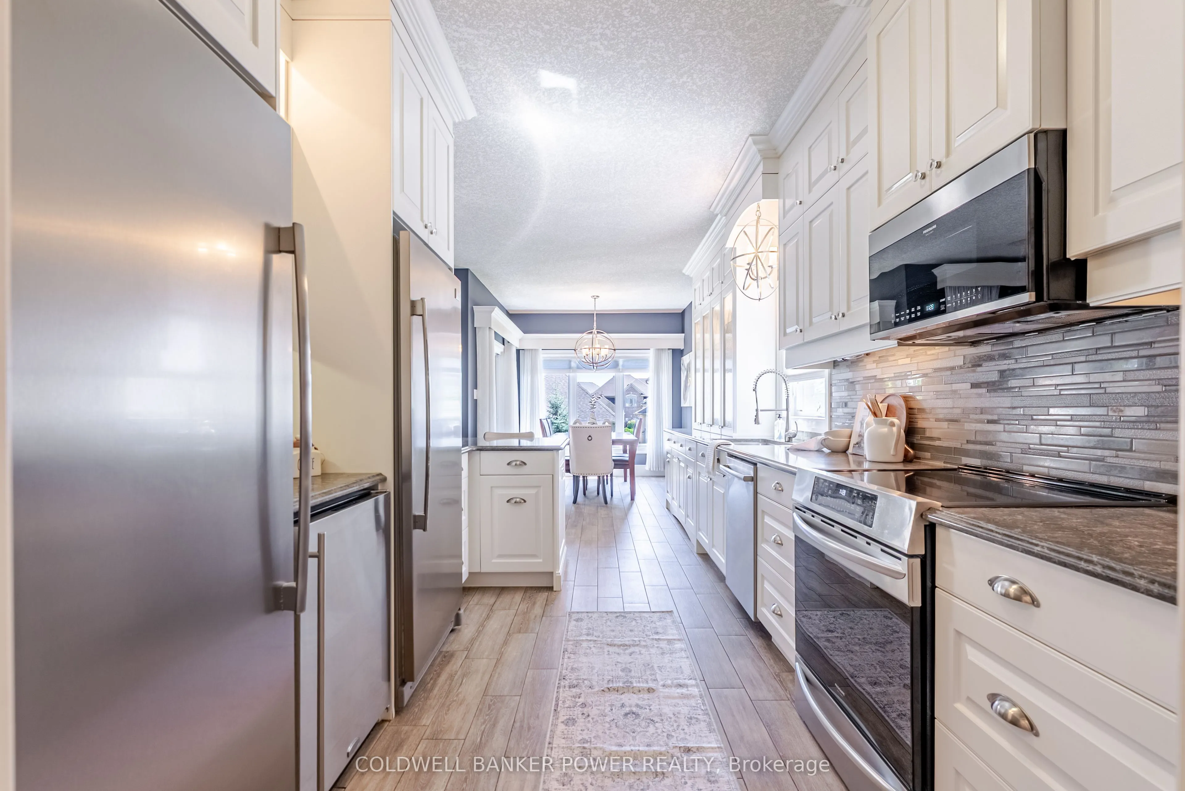 2081 Wallingford Avenue, #18